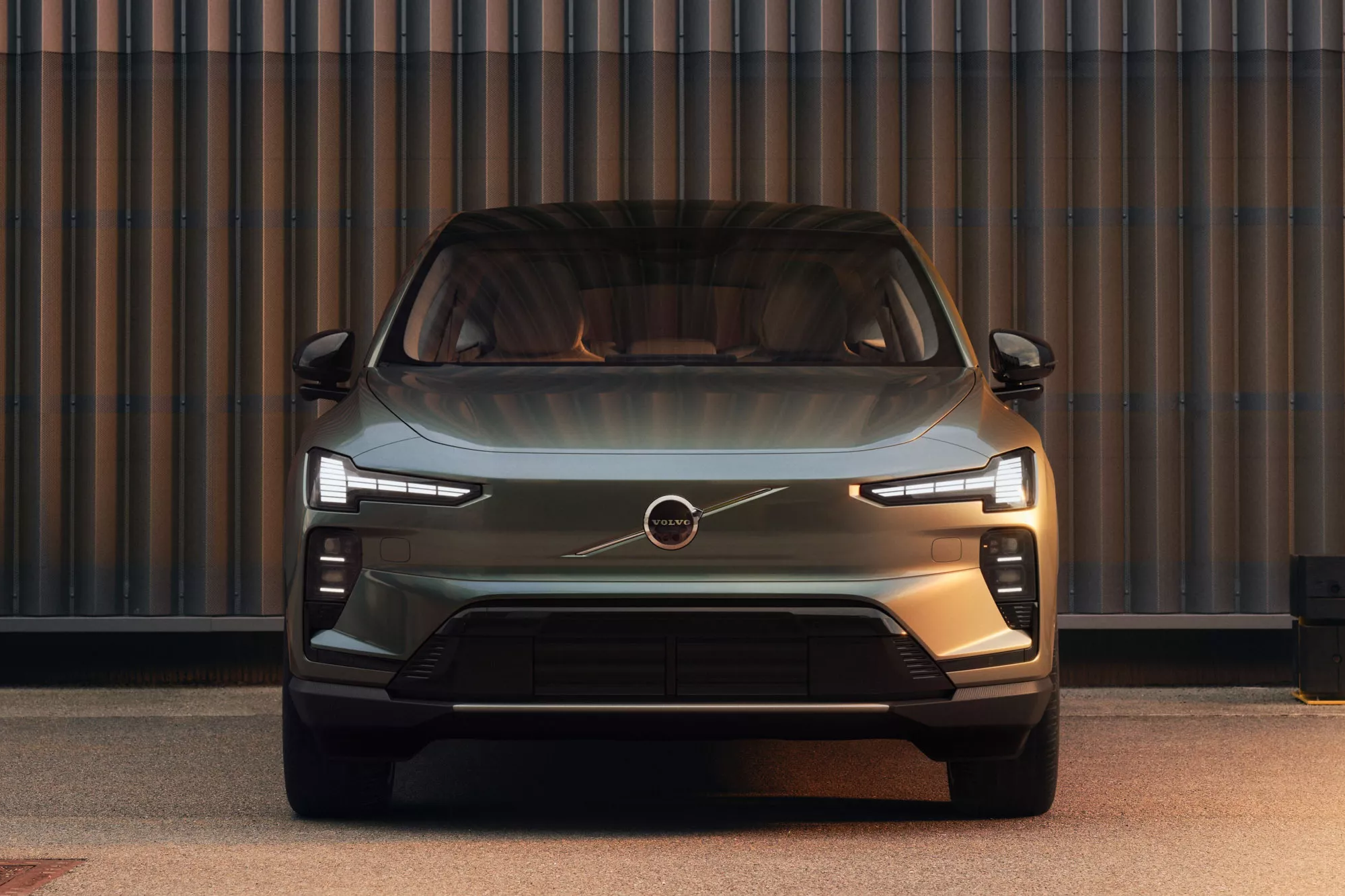 volvo ex60,  ex60,  volvo,  xe dien,  thuan dien,  ev anh 13