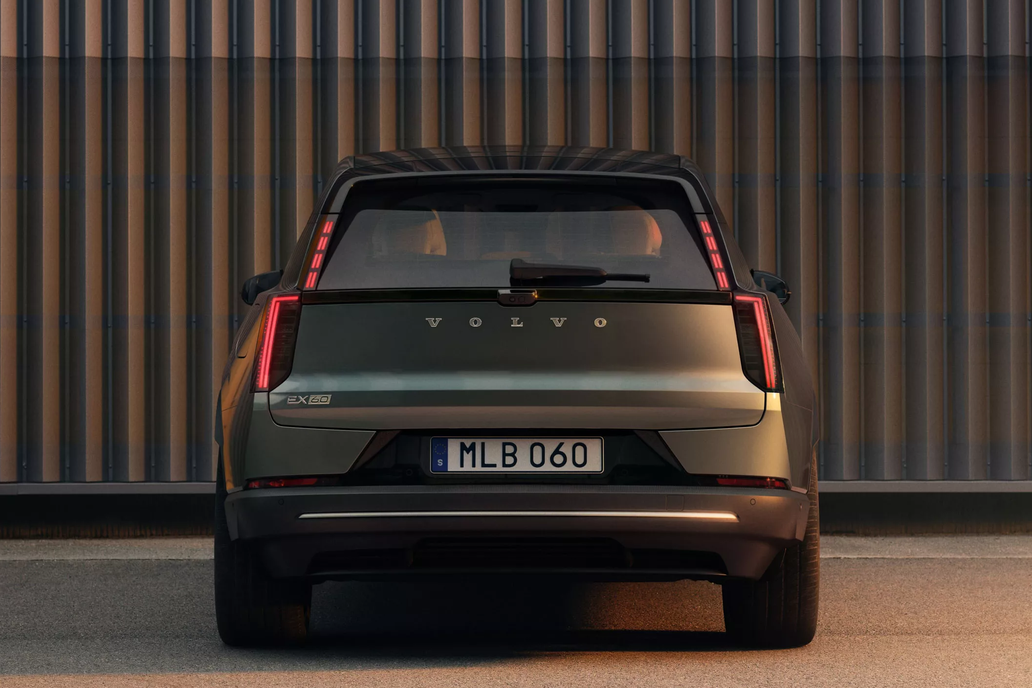 volvo ex60,  ex60,  volvo,  xe dien,  thuan dien,  ev anh 14