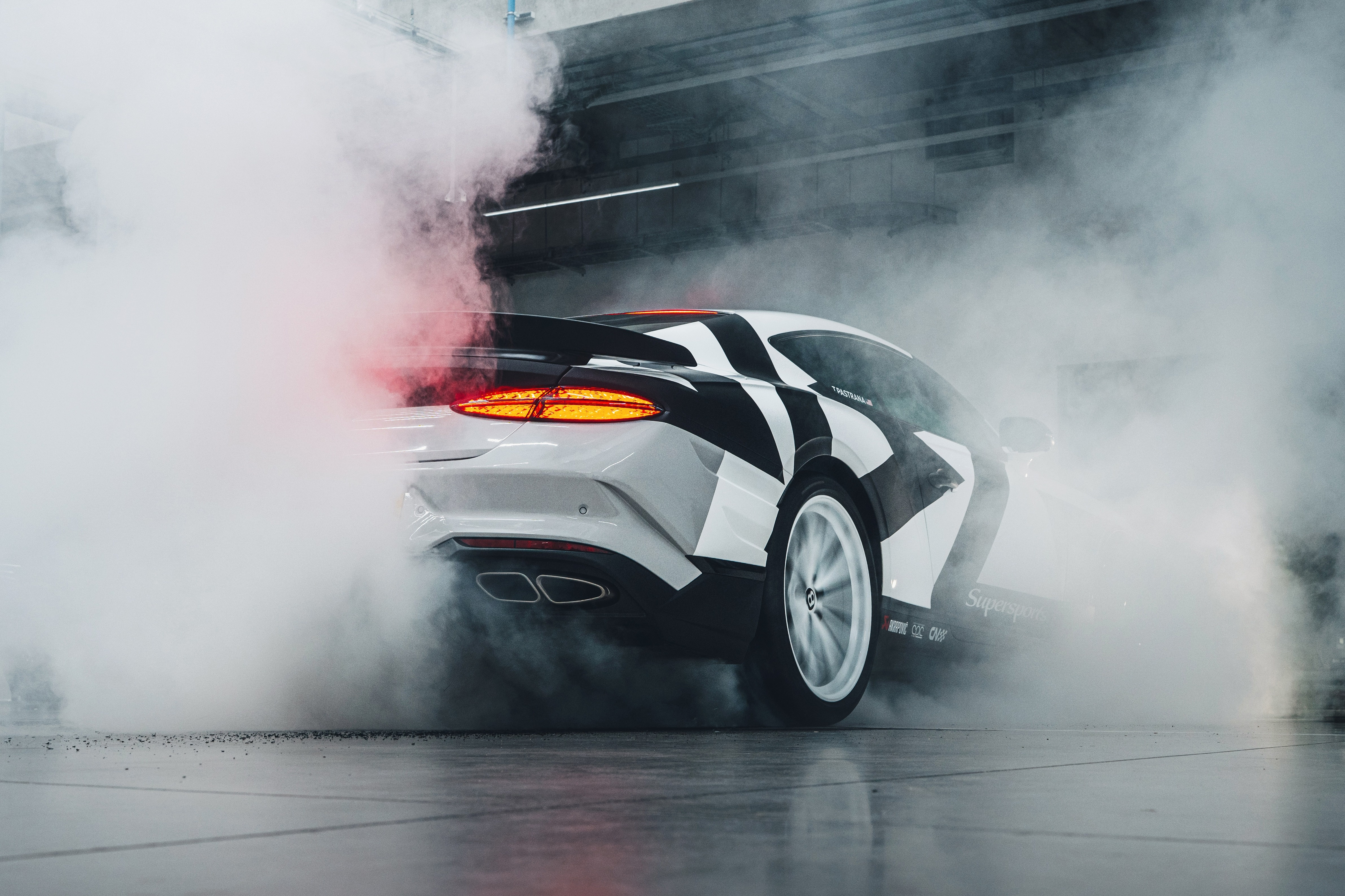 bentley,  supersports,  bentley supersports,  gymkhana,  drift,  Travis Pastrana,  Ken Block anh 5