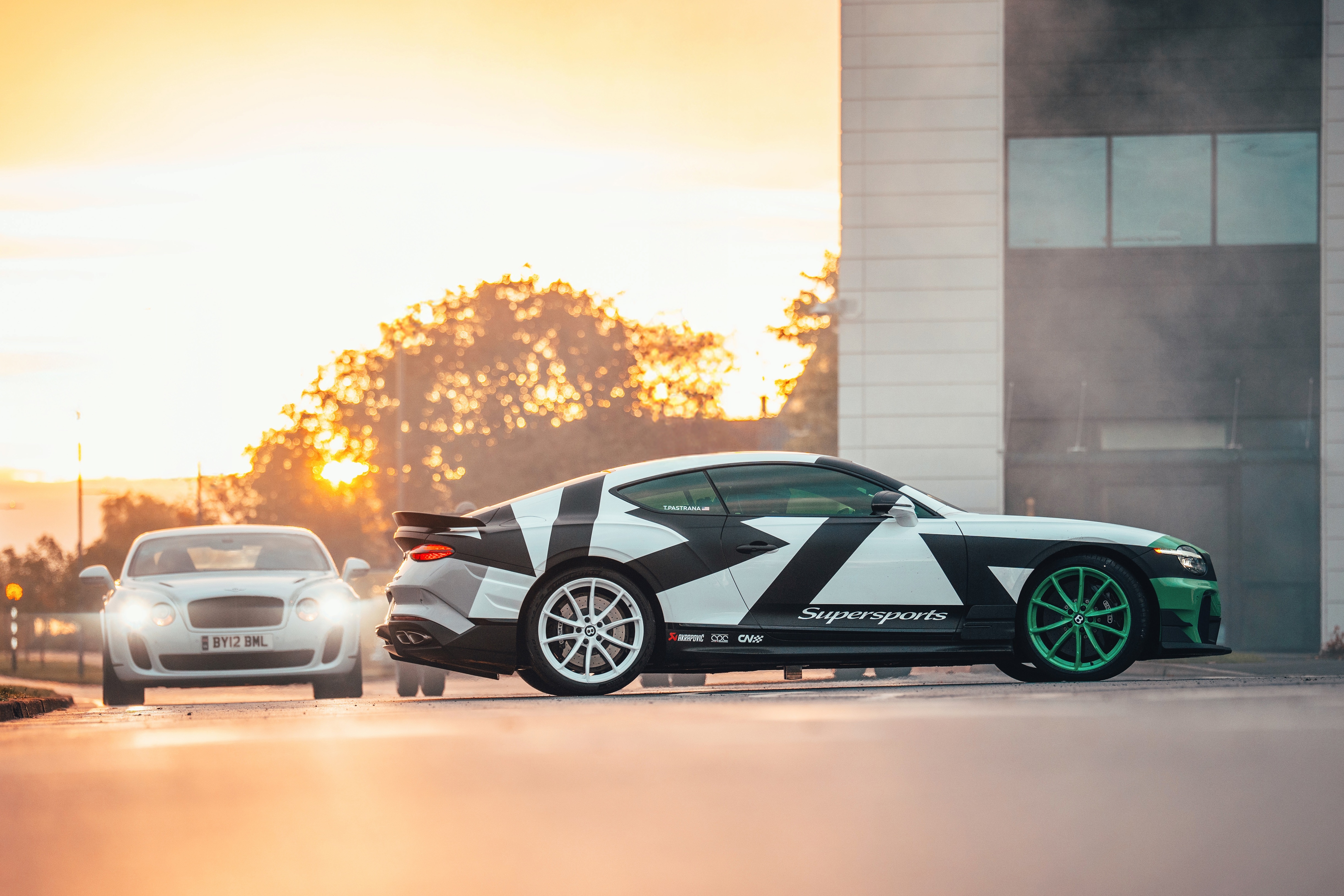bentley,  supersports,  bentley supersports,  gymkhana,  drift,  Travis Pastrana,  Ken Block anh 6