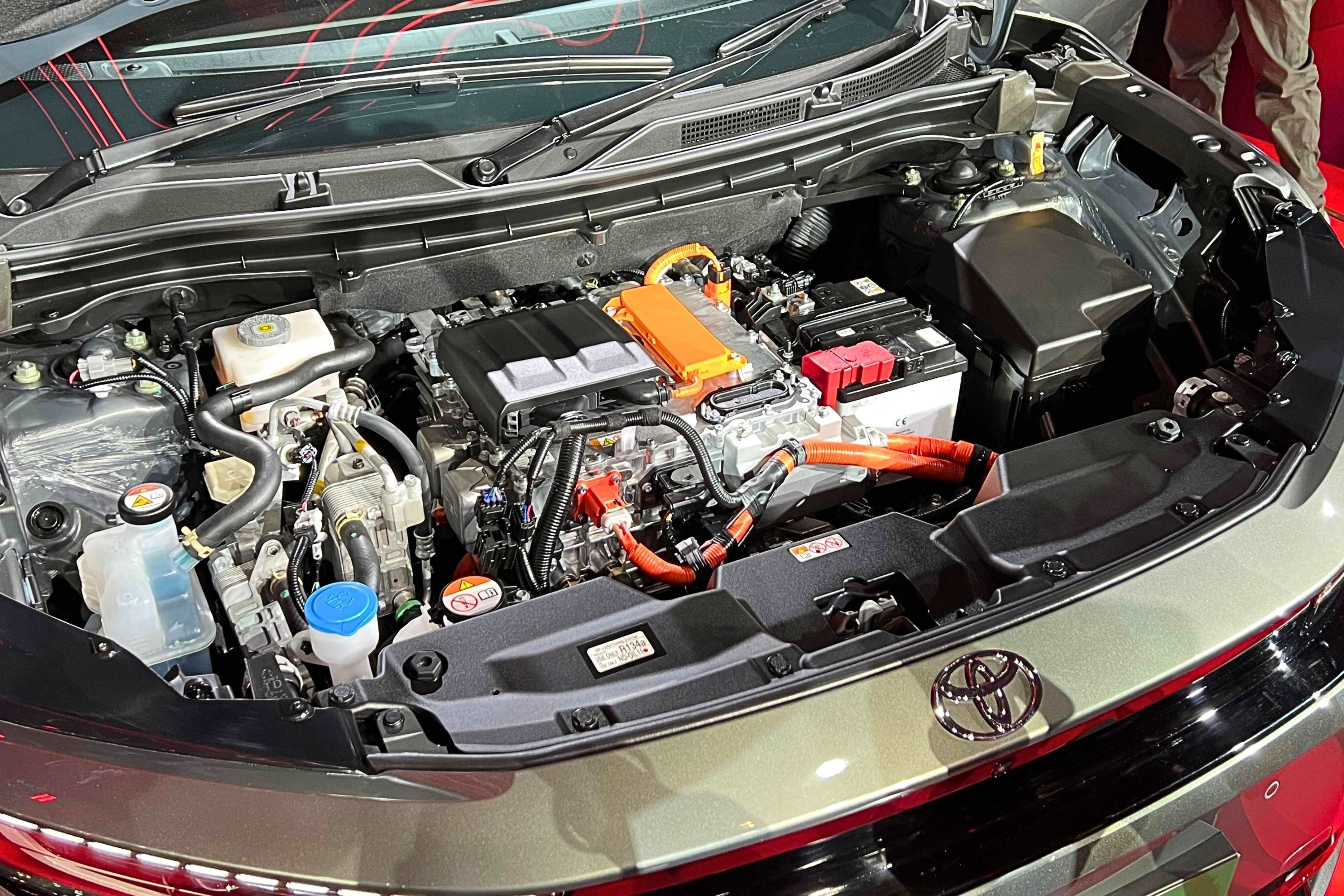 toyota,  Urban Cruiser Ebella,  Urban Cruiser,  Ebella,  an do,  xe dien,  ev anh 6