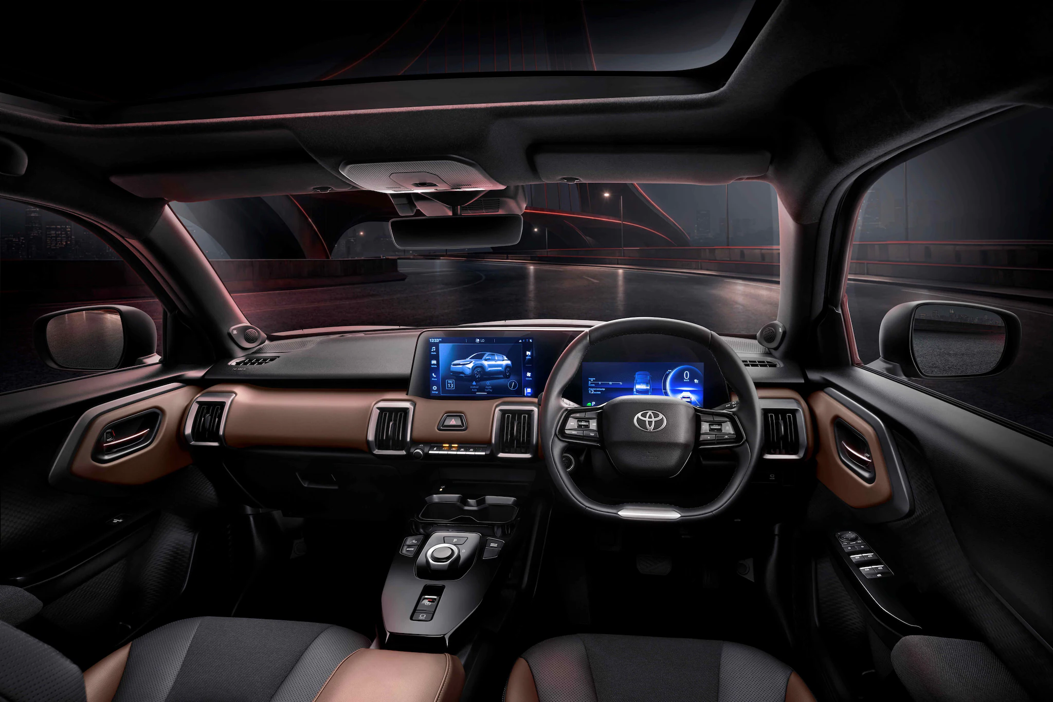 toyota,  Urban Cruiser Ebella,  Urban Cruiser,  Ebella,  an do,  xe dien,  ev anh 5