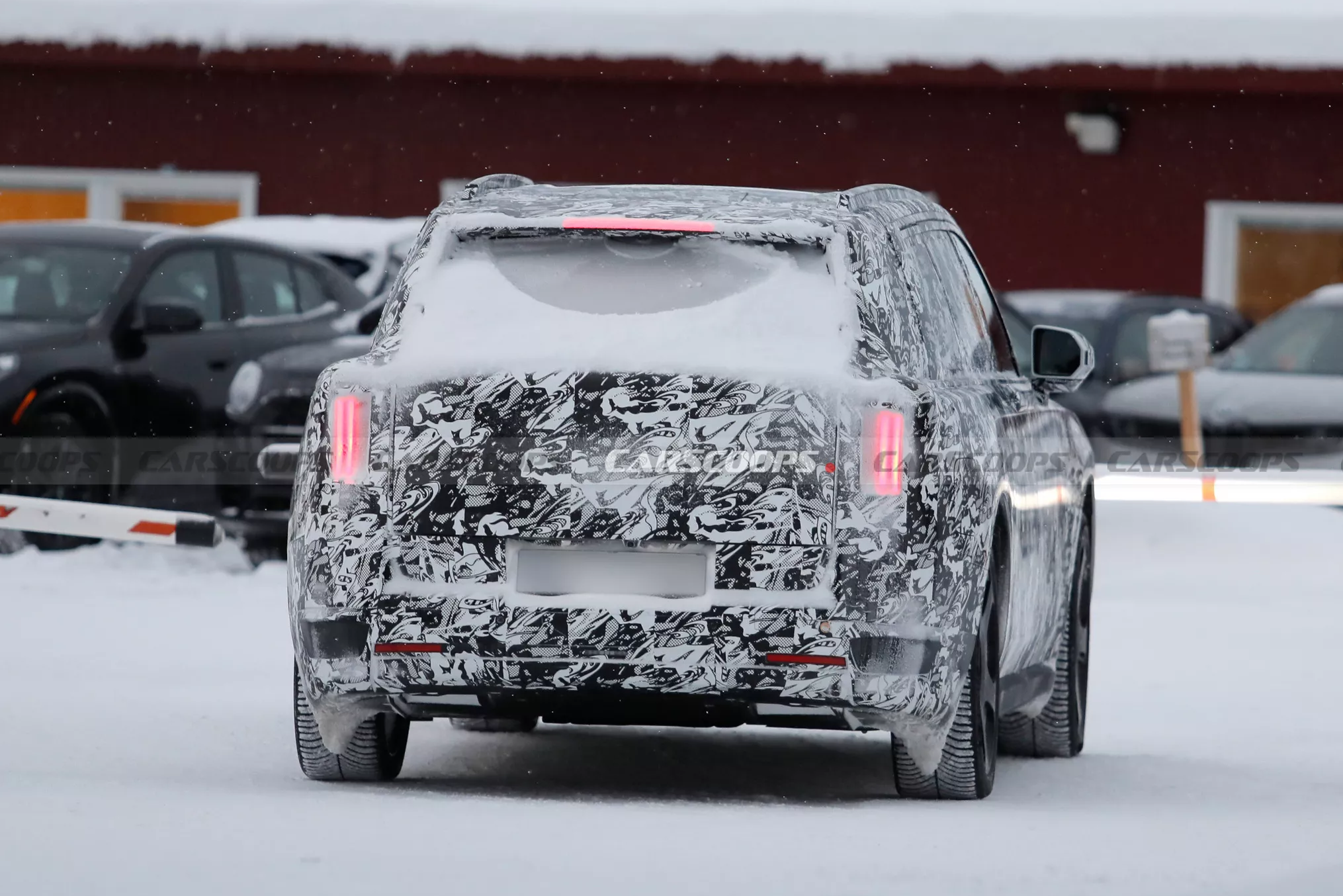 rolls-royce,  cullinan,  thuan dien,  ev,  xe dien,  thu nghiem,  sieu sang,  bmw,  neue klasse anh 8