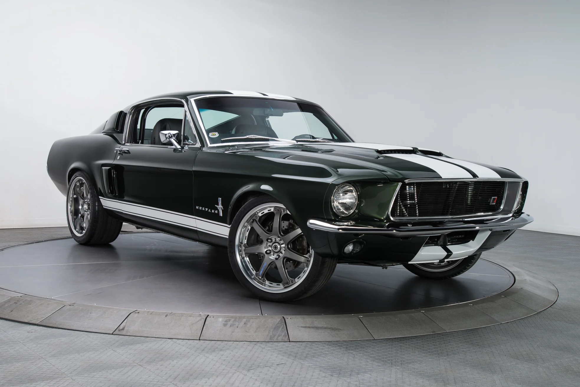 ford,  ford mustang,  mustang,  dien anh,  bom tan,  bo phim anh 27