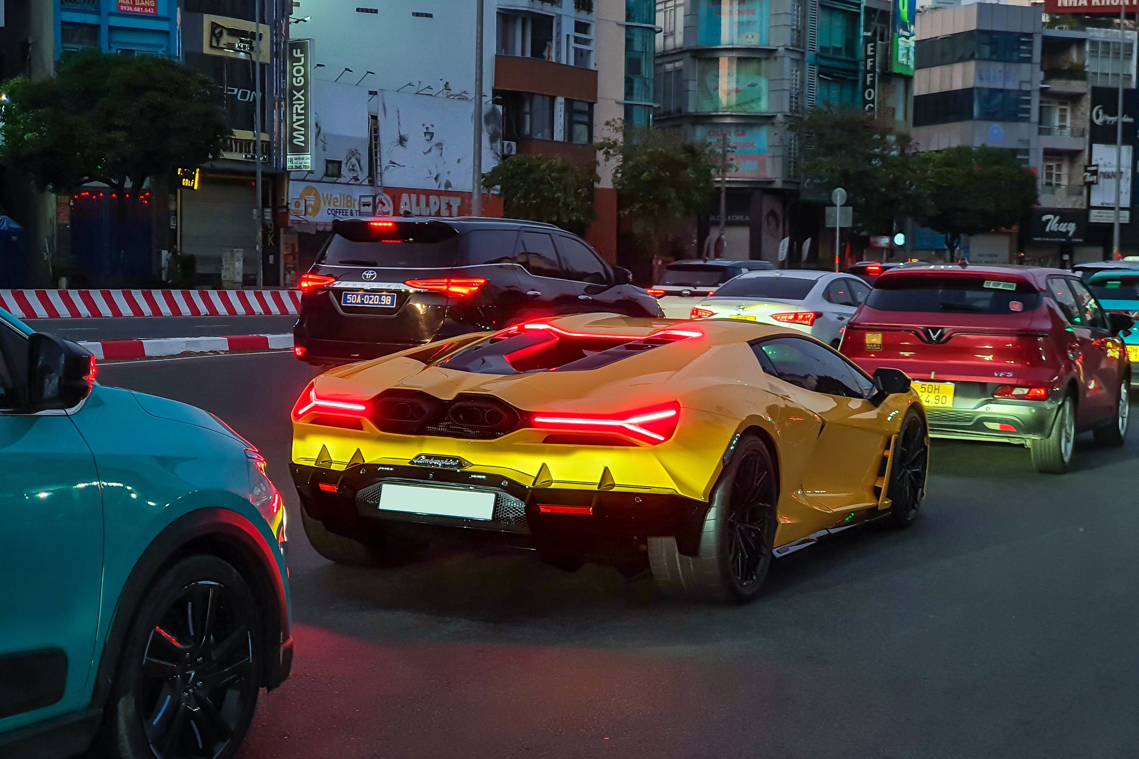 lamborghini,  revuelto,  porsche,  918 spyder,  sieu xe,  viet nam,  tp.hcm anh 4