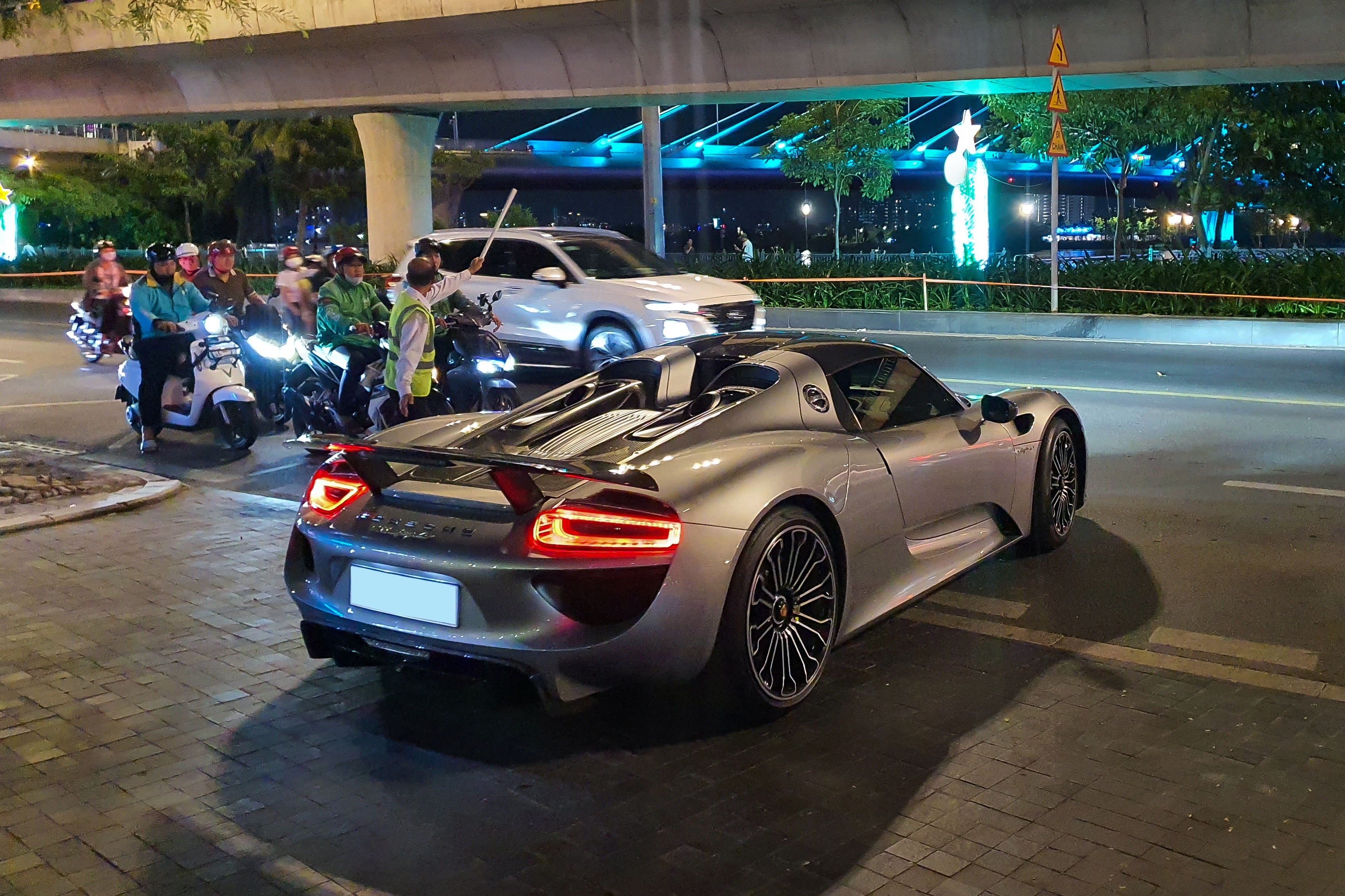 lamborghini,  revuelto,  porsche,  918 spyder,  sieu xe,  viet nam,  tp.hcm anh 6