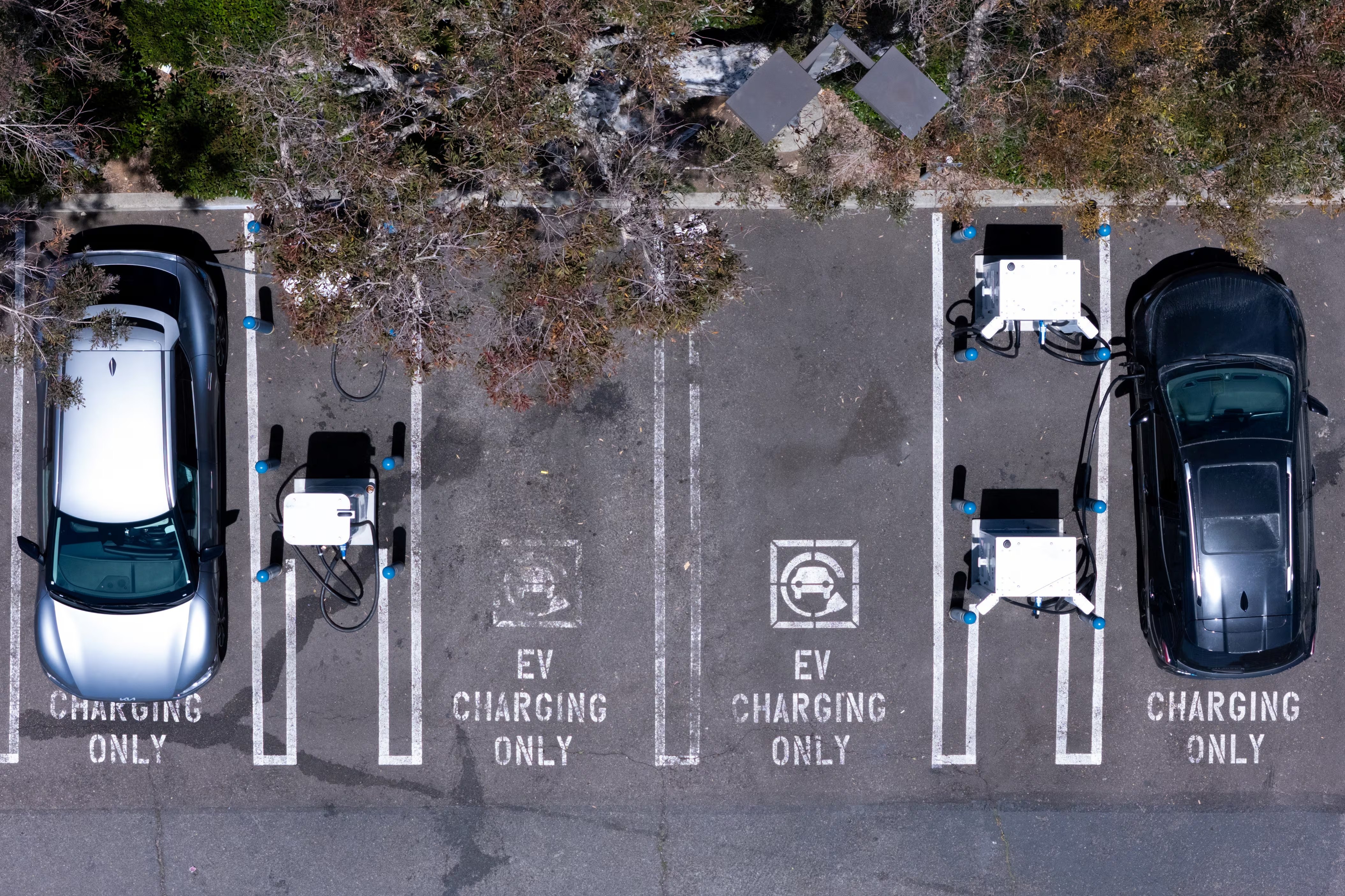 xe dien,  my,  trump,  biden,  ev,  tong thong my,  fuel content factor anh 2