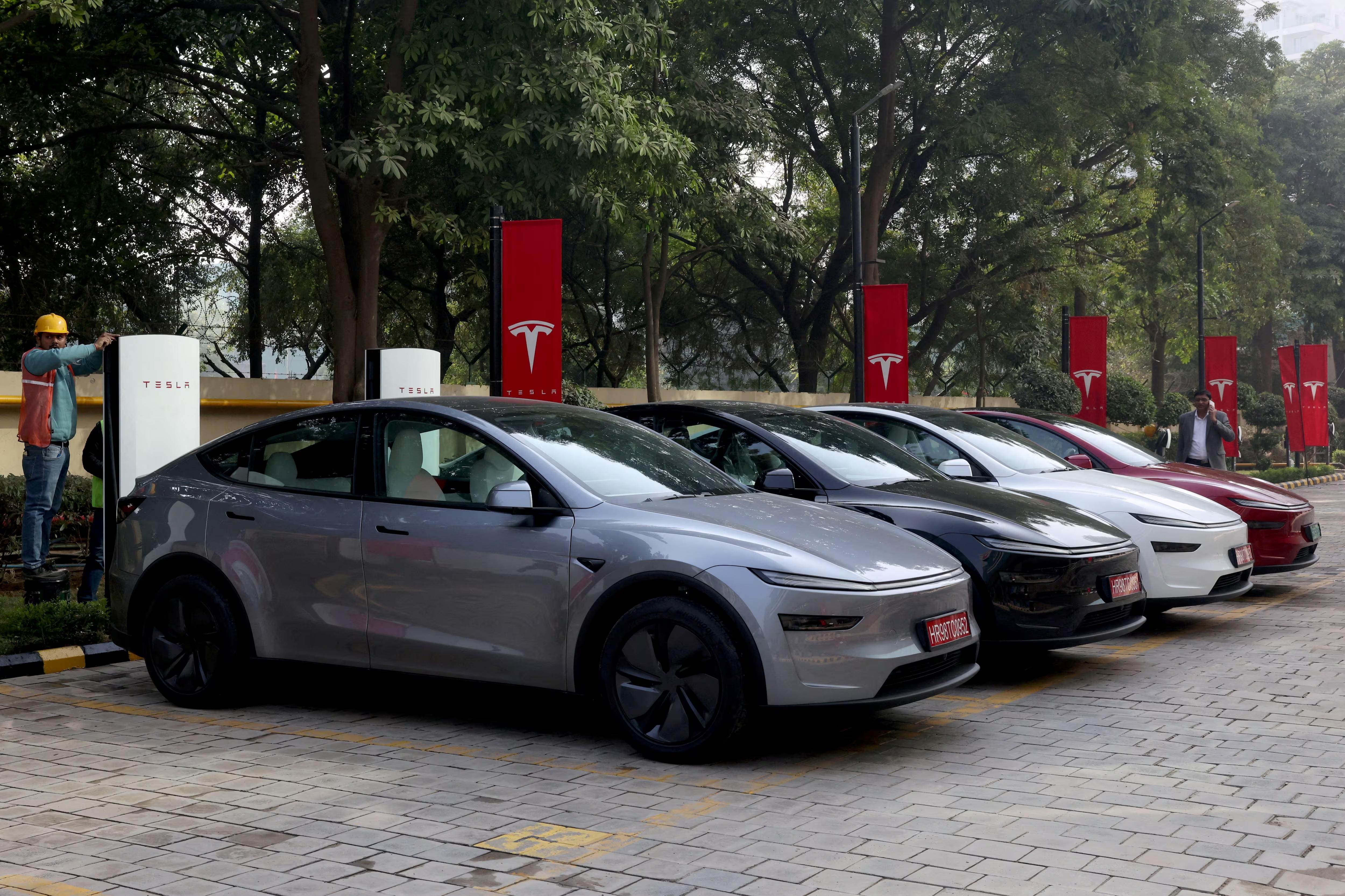 thuy dien,  tesla,  fsd,  Speed Offset,  xe dien,  my,  trung quoc,  eu,  chau au anh 1