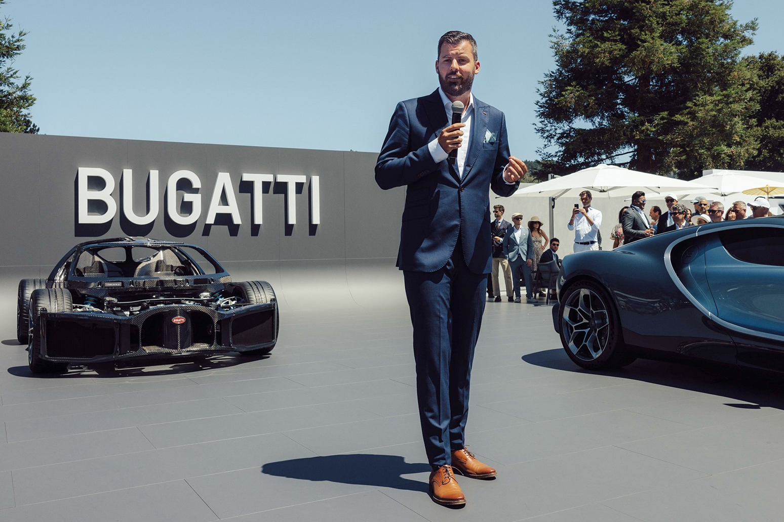 Mate Rimac roi ghe CEO hang sieu xe Rimac, tap trung cho Bugatti hinh anh