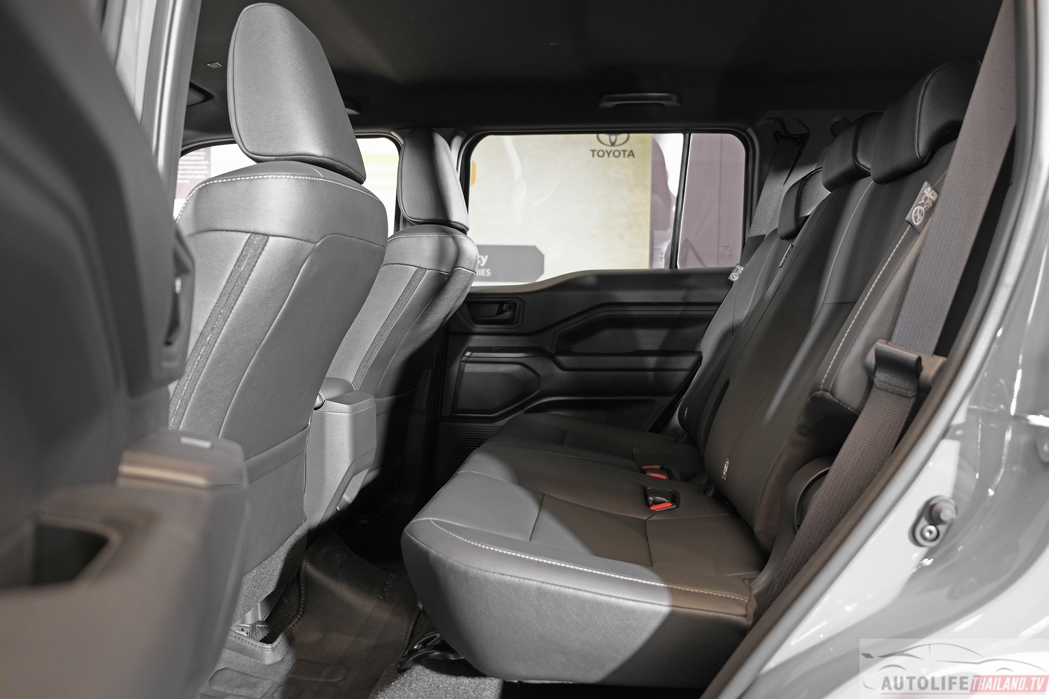 toyota,  land cruiser fj,  toyota land cruiser fj,  suv,  thai lan,  land cruiser prado anh 11