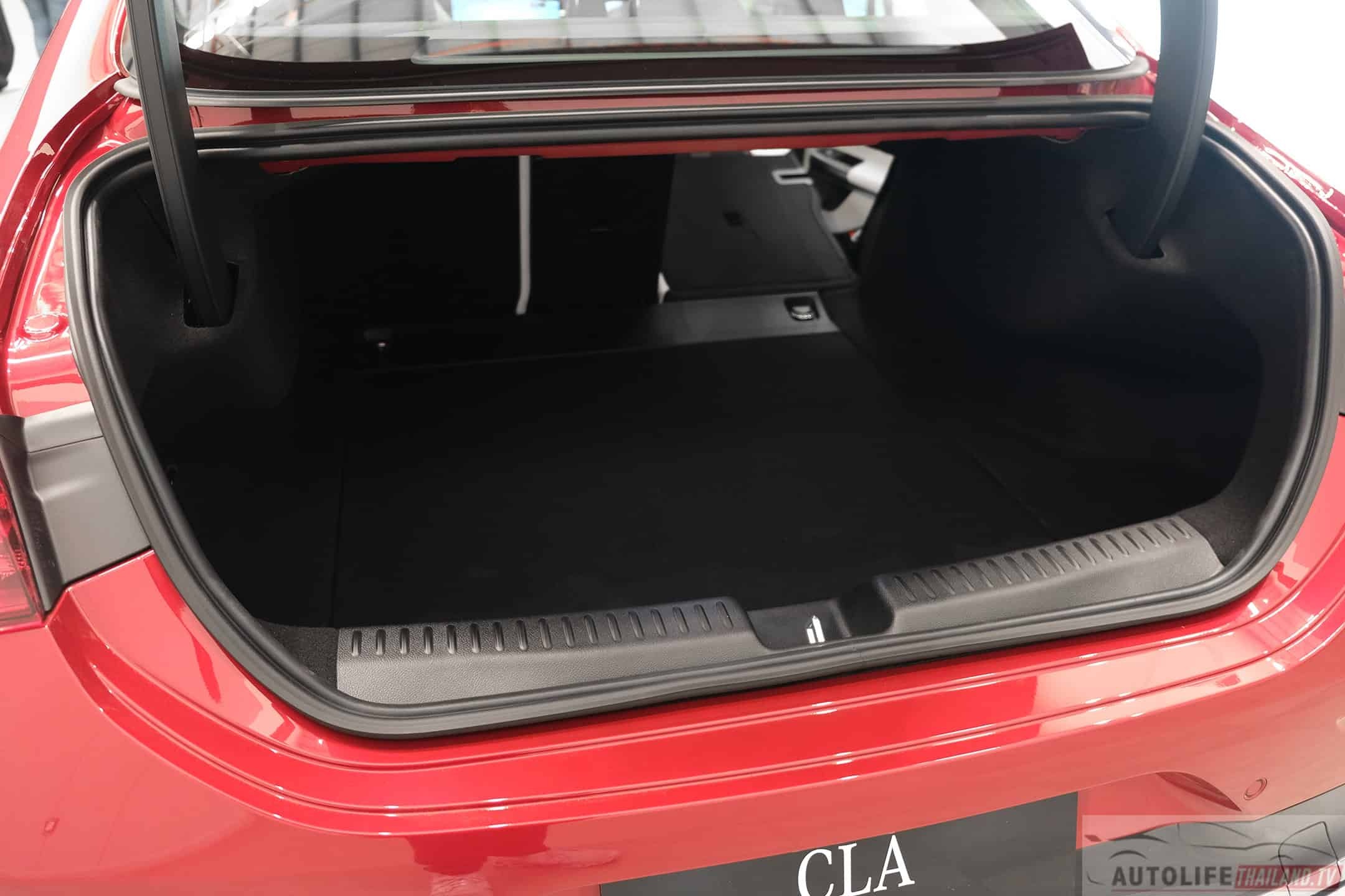 mercedes,  mercedes-benz,  cla,  cla 250+,  eq,  cla 250,  xe dien,  ev,  thai lan anh 8