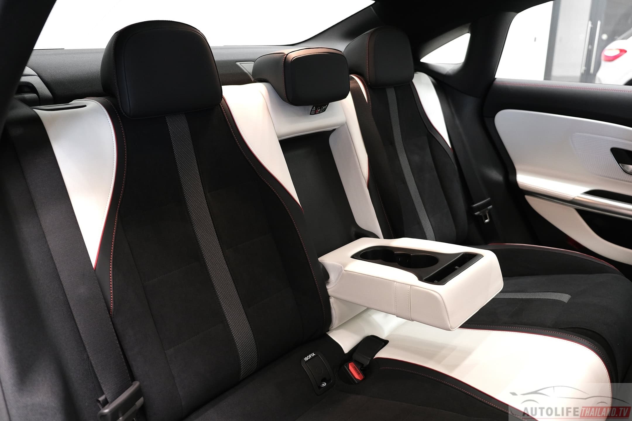 mercedes,  mercedes-benz,  cla,  cla 250+,  eq,  cla 250,  xe dien,  ev,  thai lan anh 12