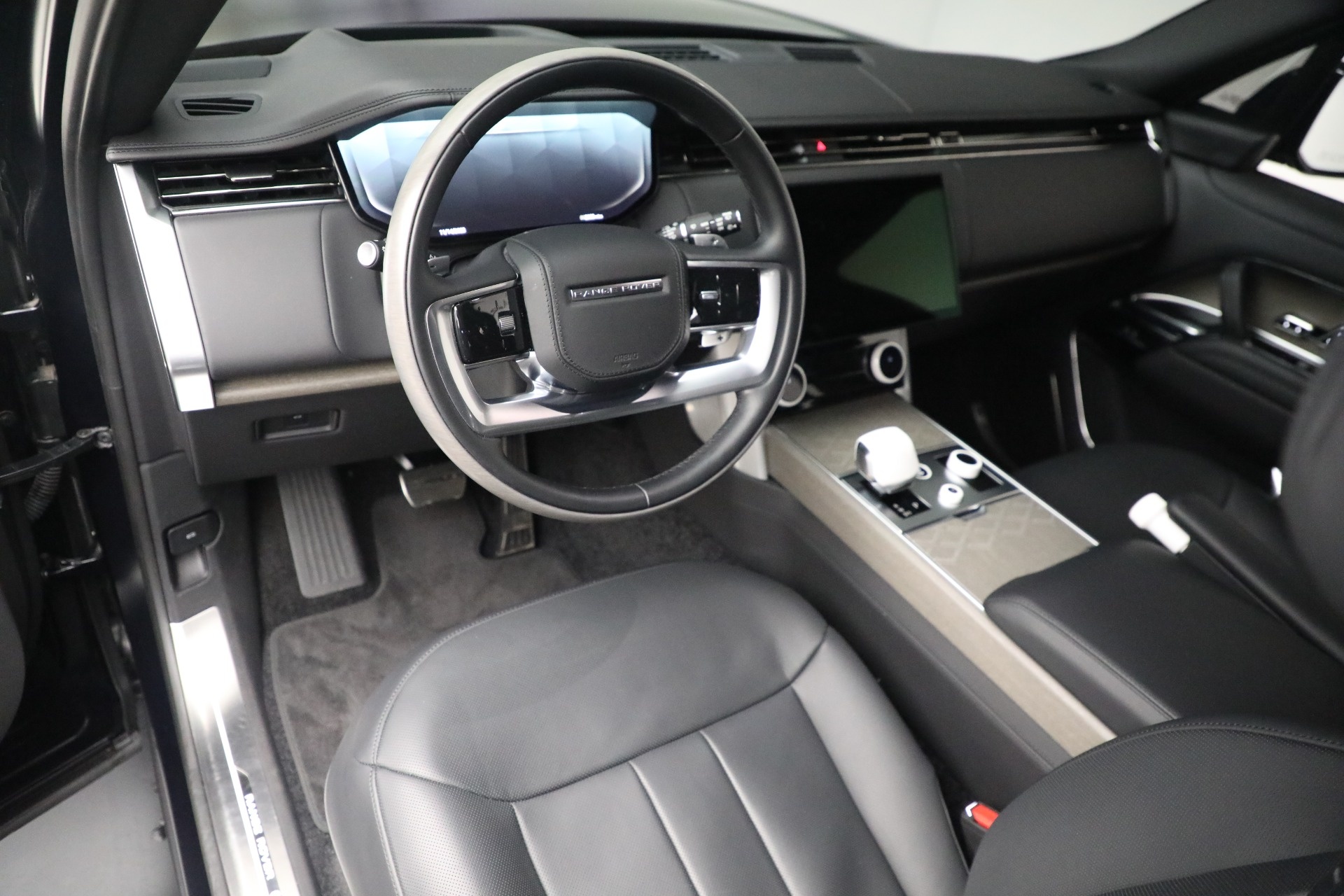 tiger woods,  range rover,  range rover sv,  tai nan,  golf,  tay golf,  intrepid,  range rover sv intrepid,  suv anh 11