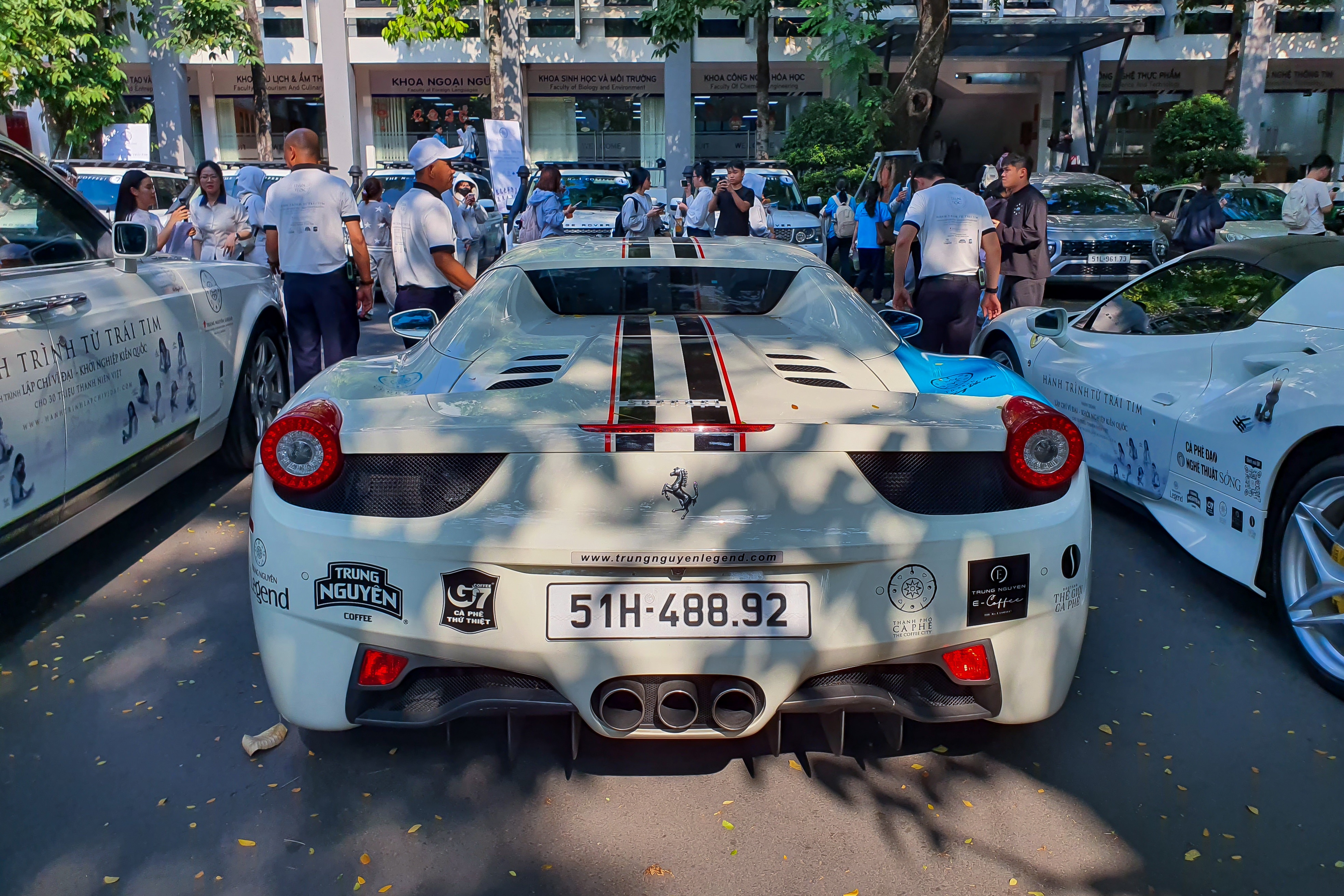 sieu xe,  ferrari,  rolls-royce,  trung nguyen,  phantom,  458 spider,  f8 spider,  range rover anh 5