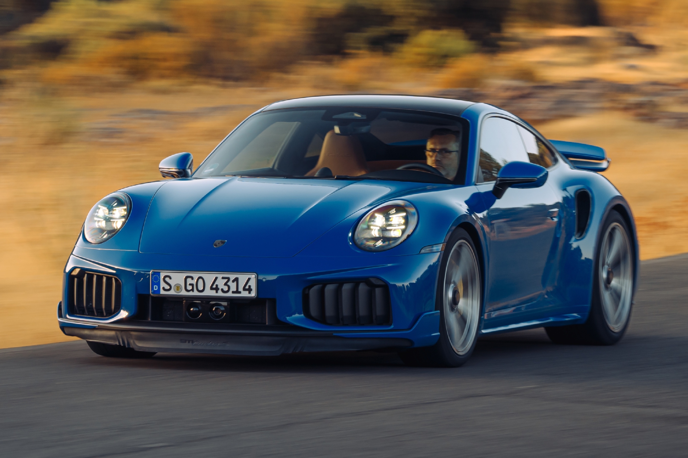 turbo dien,  turbo,  tang ap,  bo tang ap,  porsche,  911 turbo s,  porsche 911,  ferrari,  ferrari f80,  mercedes,  amg anh 2