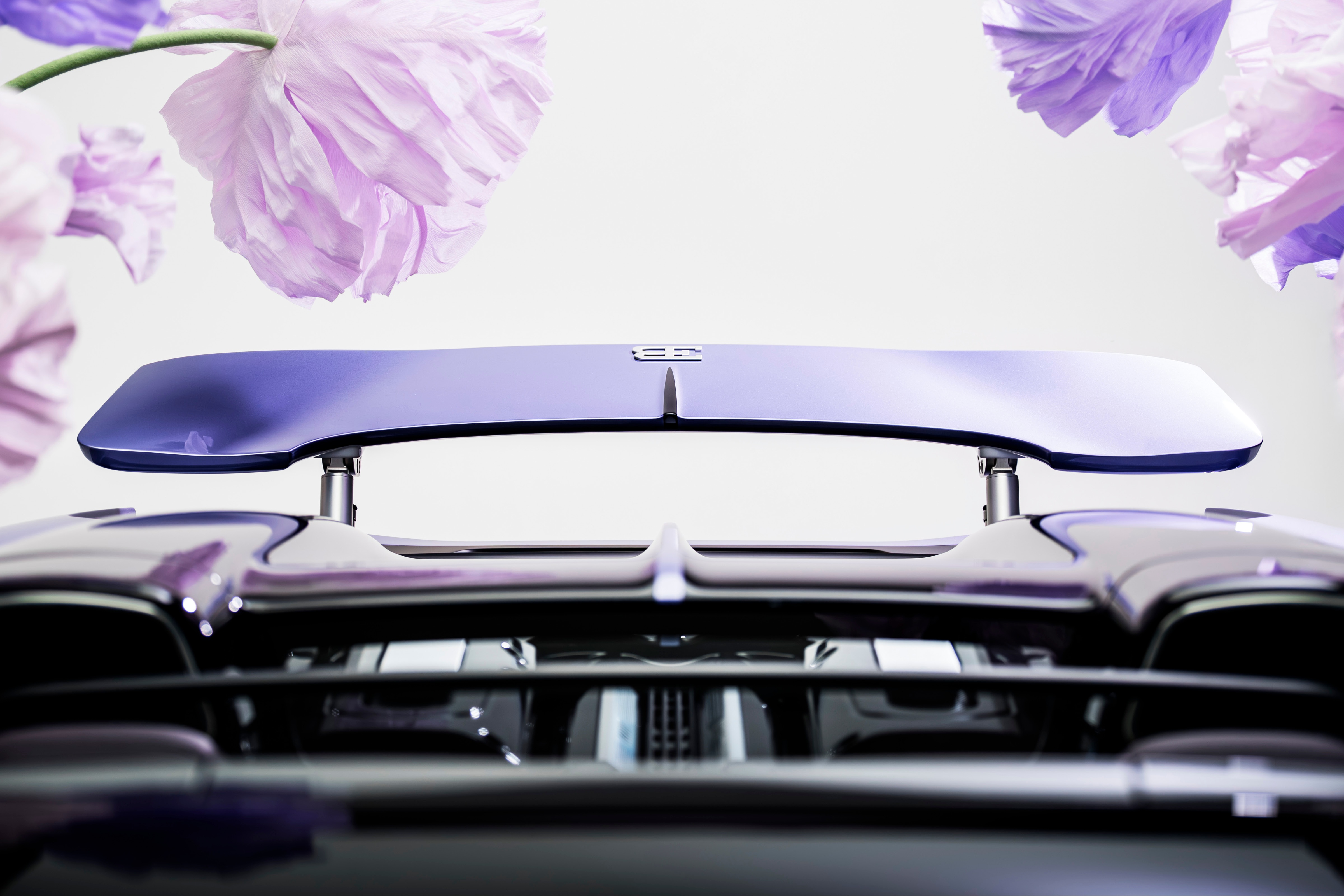 bugatti,  Haute Couture,  Sur Mesure,  w16,  w16 mistral,  bugatti w16 mistral,  bugatti mistral,  sieu xe,  hypercar,  oai huong,  lavender anh 11