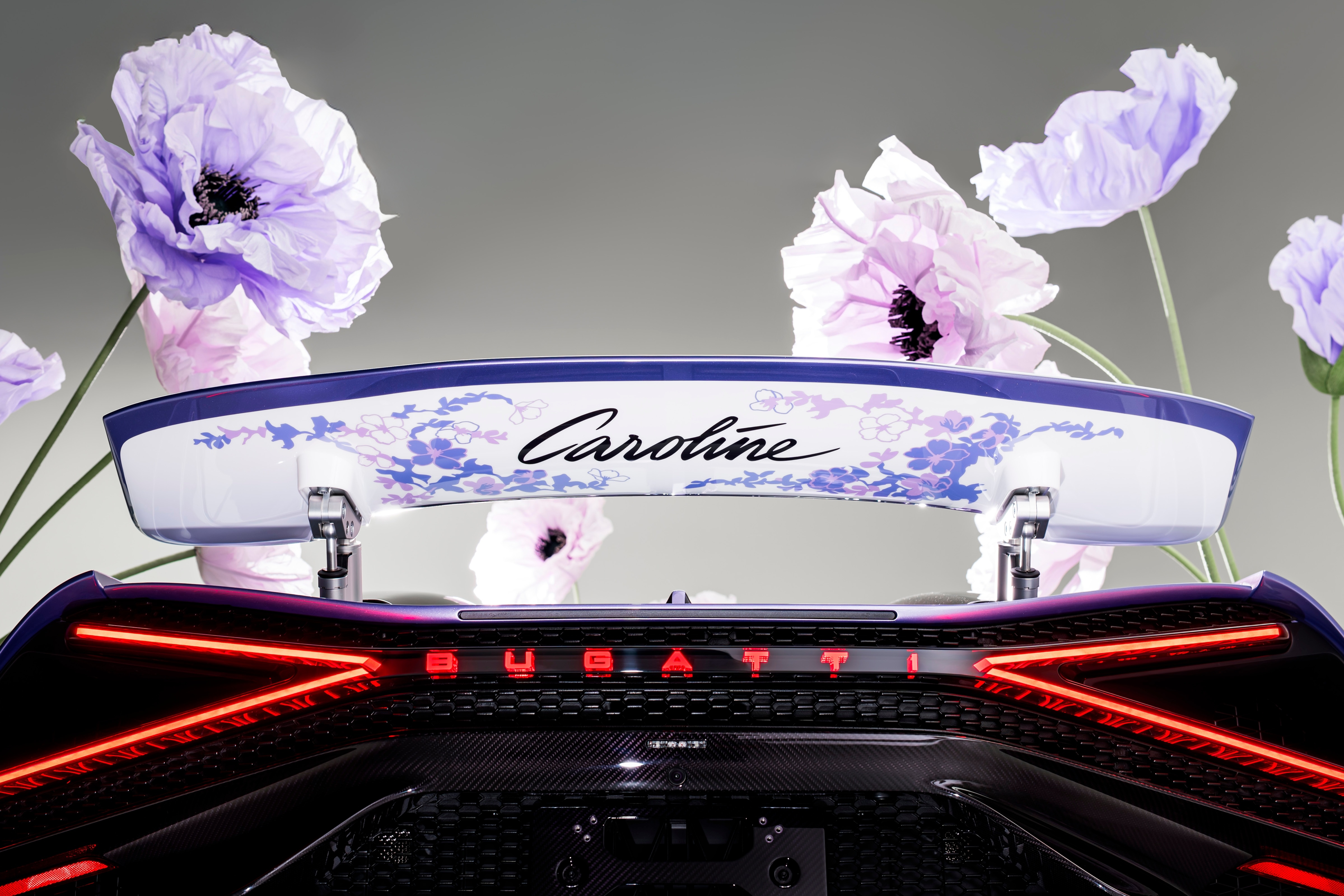 bugatti,  Haute Couture,  Sur Mesure,  w16,  w16 mistral,  bugatti w16 mistral,  bugatti mistral,  sieu xe,  hypercar,  oai huong,  lavender anh 4