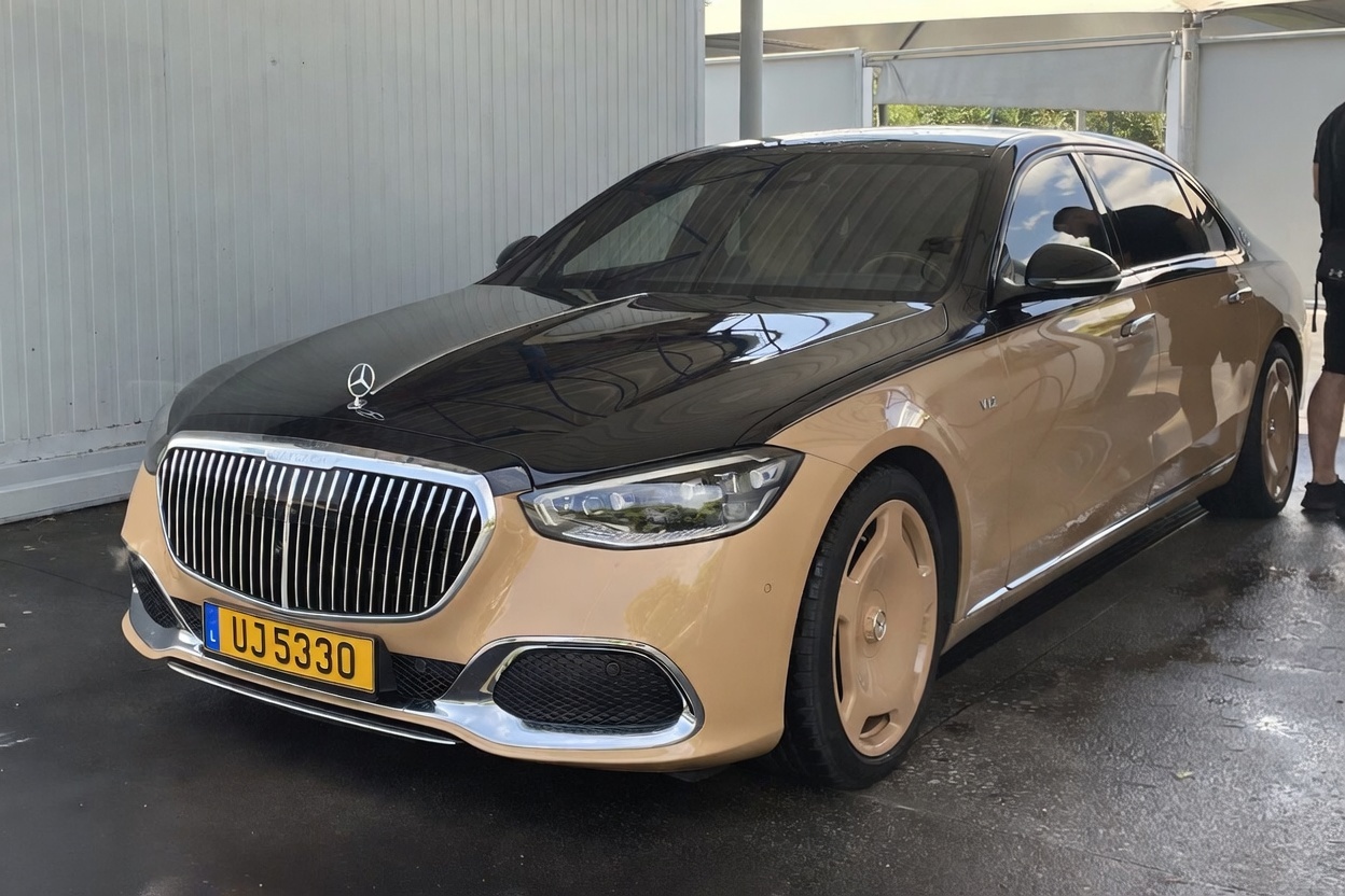 Erling Haaland,  mercedes,  maybach,  s 680,  mercedes-maybach,  Virgil Abloh,  s 680 Virgil Abloh,  Virgil Abloh Edition,  tien dao,  cau thu anh 2