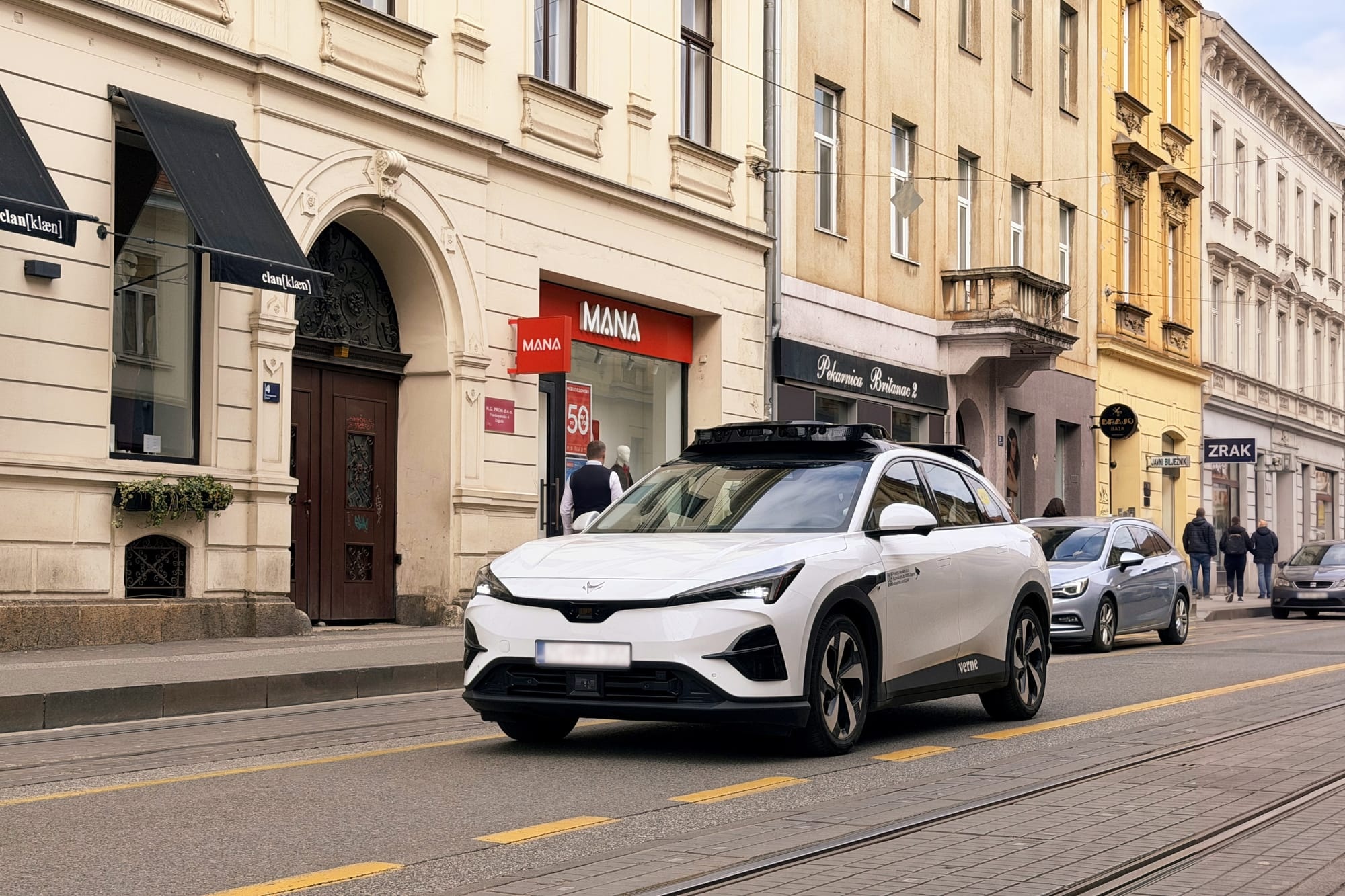 robotaxi,  uber,  waymo,  pony.ai,  verne,  xe tu lai,  google,  alphabet anh 2