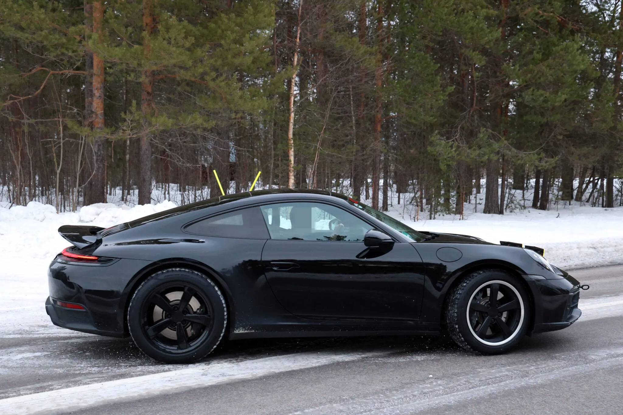 Porsche,  911,  911 dakar,  porsche 911,  porsche 911 dakar,  dia hinh,  thu nghiem,  hybrid,  t-hybrid,  911 carrera,  911 carrera gts anh 4