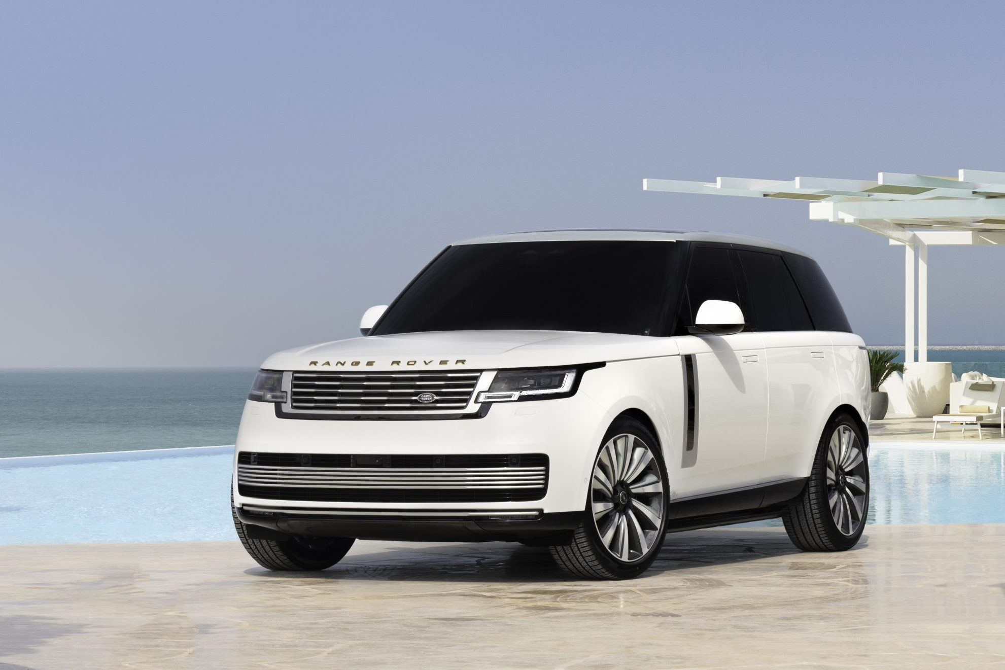 trung dong,  xe sang,  dubai,  uae,  rolls-royce,  my,  trung quoc,  chau au,  lamborghini,  bentley,  range rover,  iran anh 3