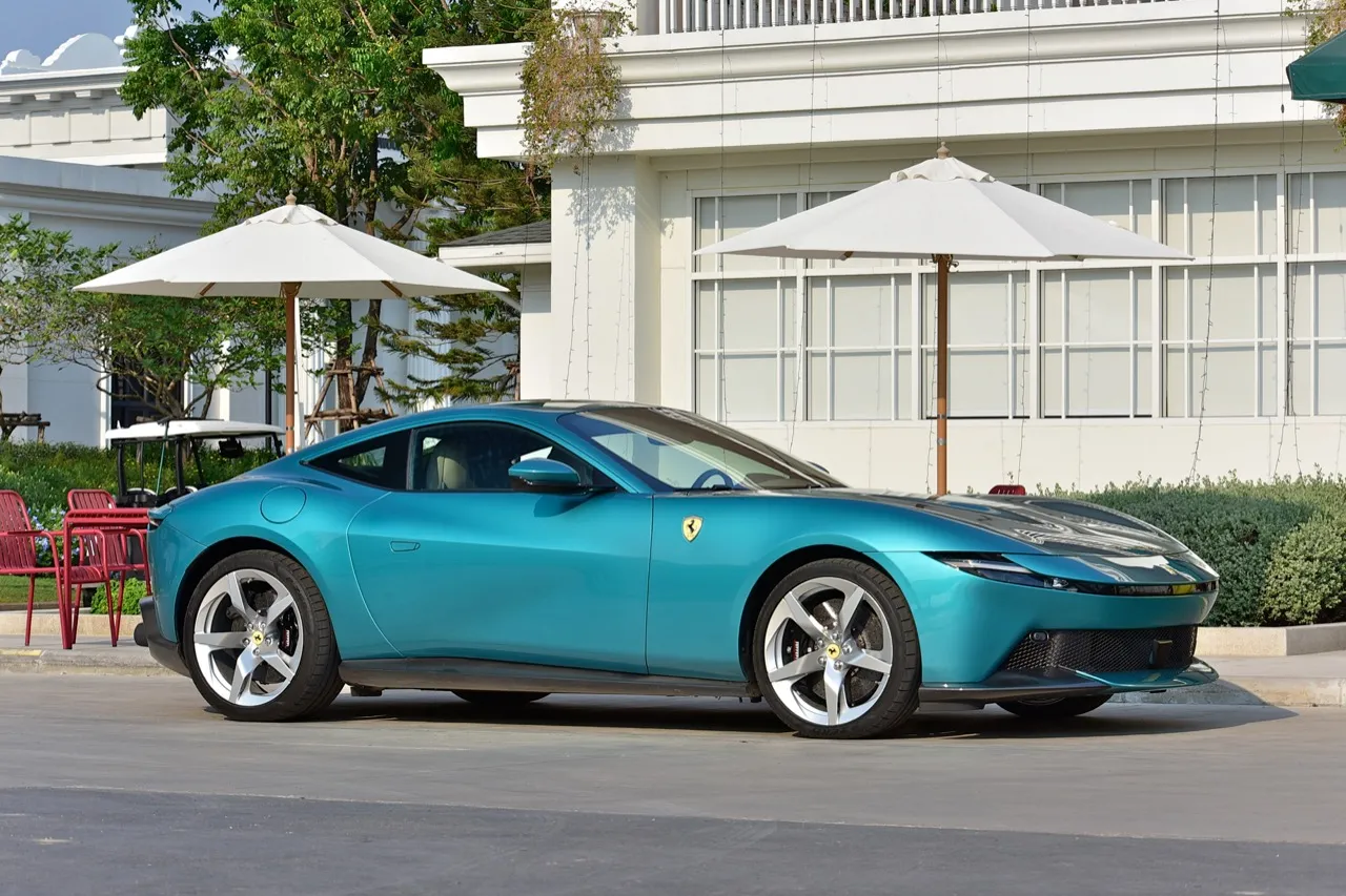 Sieu xe Ferrari Amalfi ra mat tai Thai Lan, gia tu 867.000 USD hinh anh