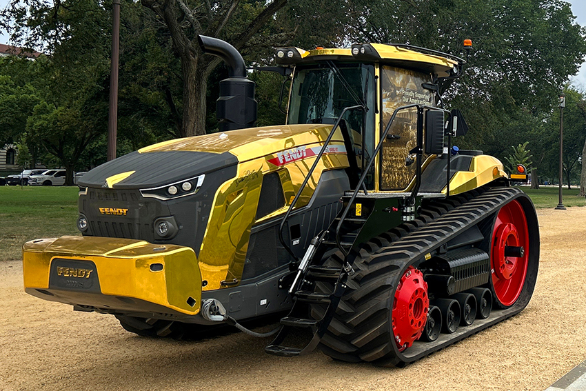 Tong thong Donald Trump duoc tang may keo dat vang? hinh anh