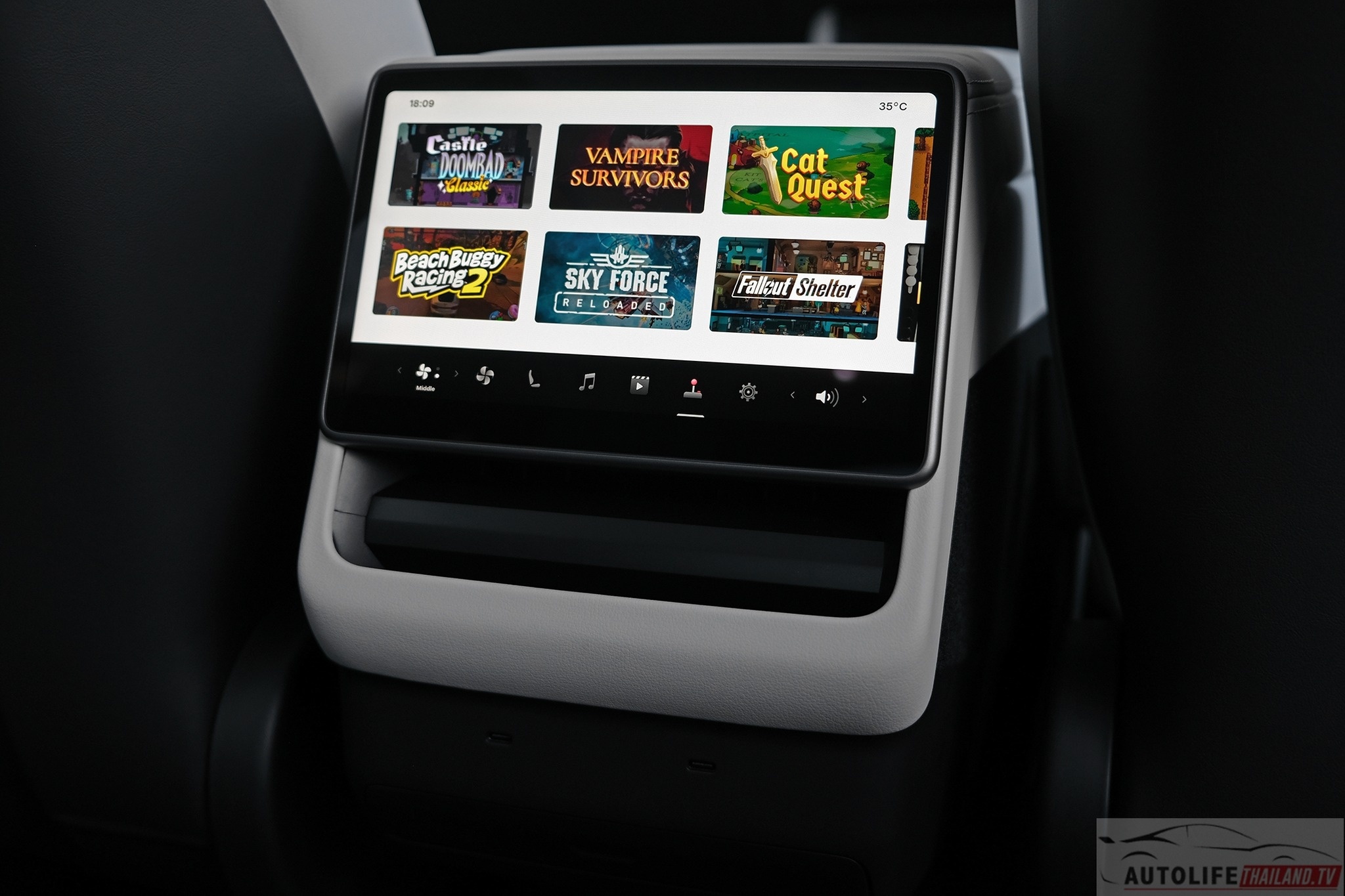 tesla,  tesla model y,  tesla model y l,  model y,  model y l,  thai lan,  xe dien,  ev,  trung quoc,  bims anh 12