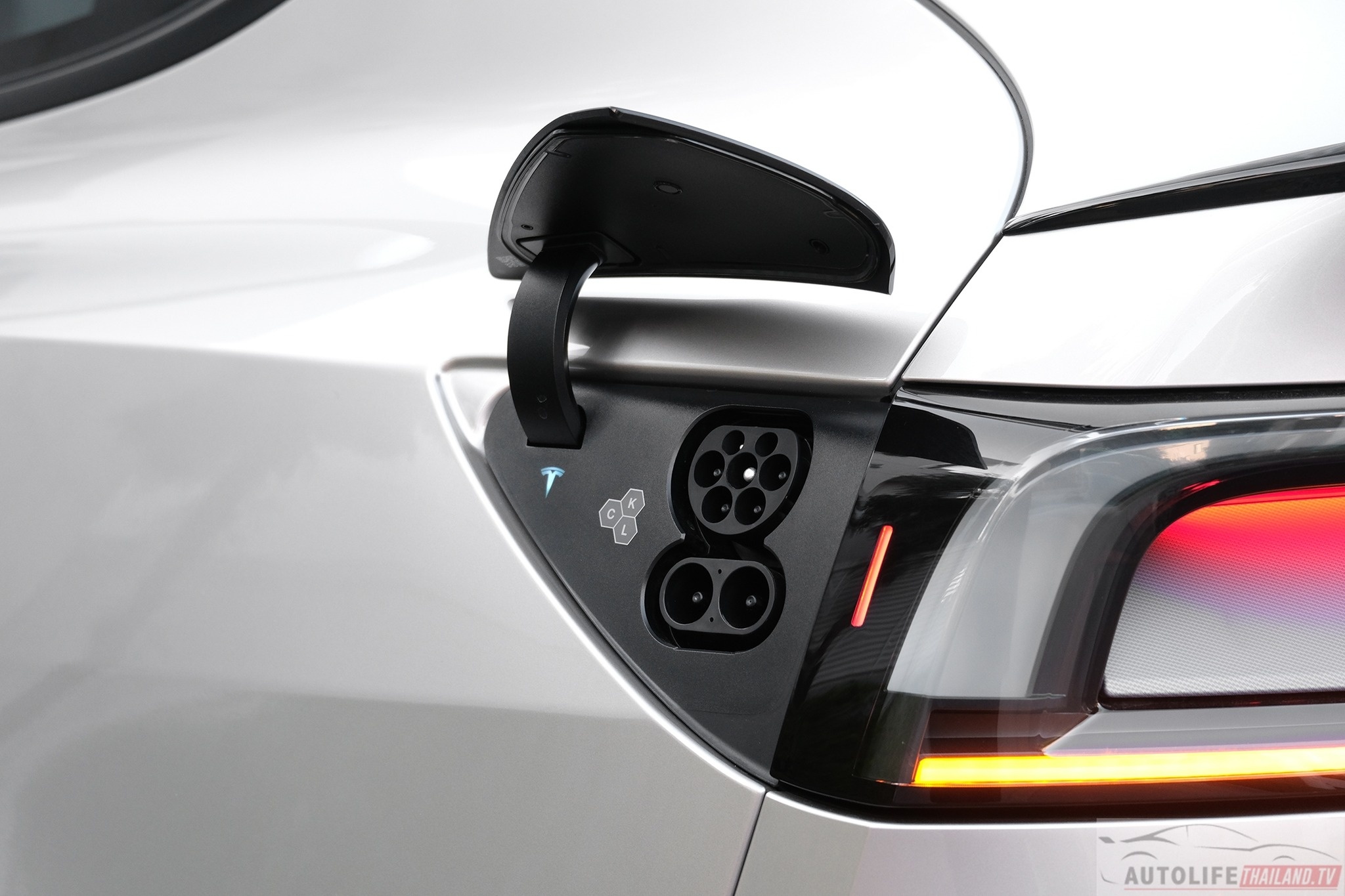 tesla,  tesla model y,  tesla model y l,  model y,  model y l,  thai lan,  xe dien,  ev,  trung quoc,  bims anh 18