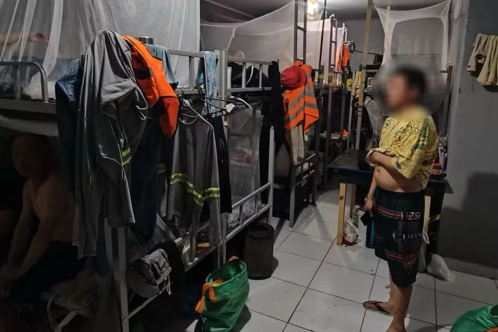 BYD bi Brazil dua vao danh sach den vi be boi lao dong 'kieu no le' hinh anh