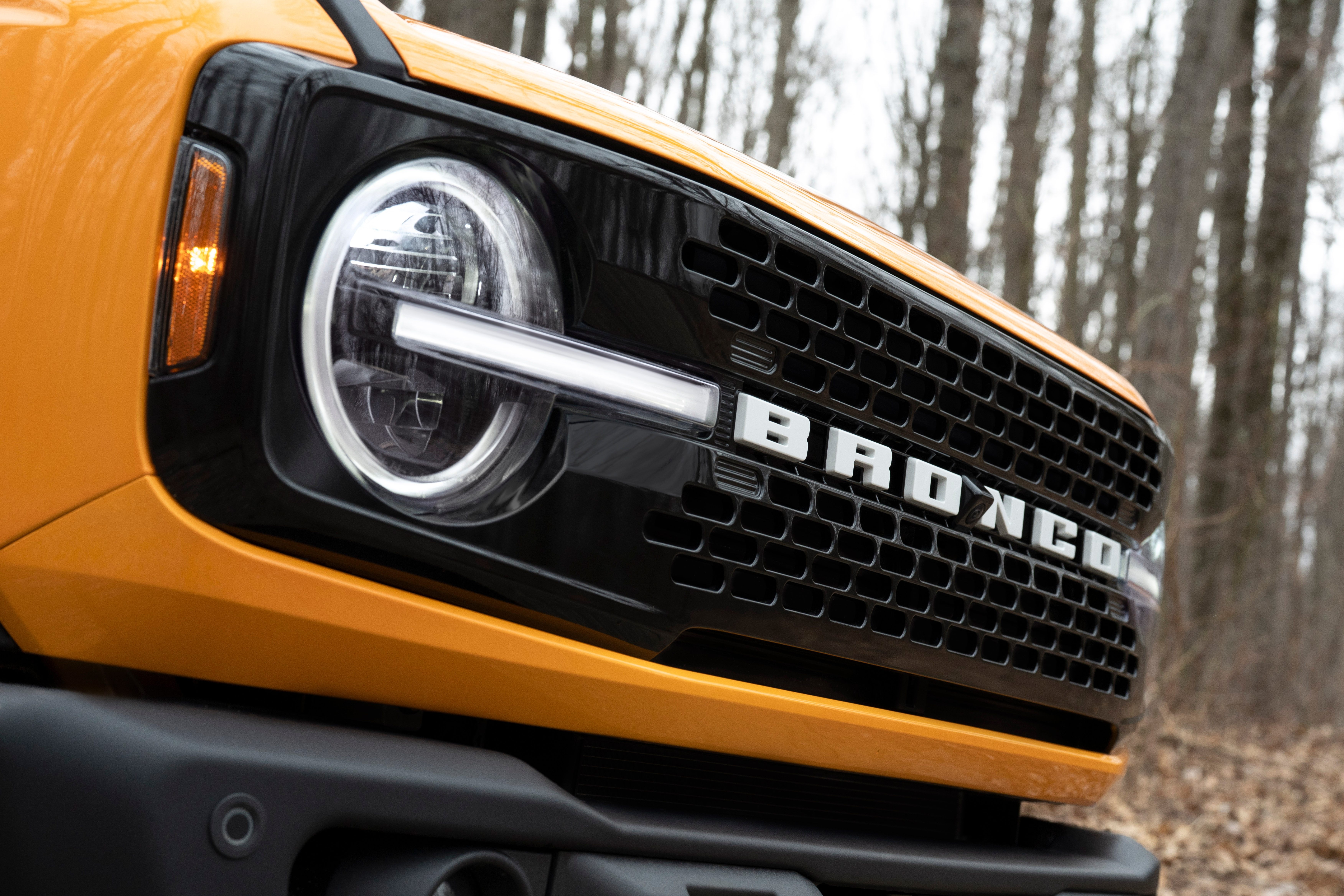 ford bronco,  badlands,  wildtrak,  Ford Bronco Badlands,  Ford Bronco Badlands Wildtrak,  dia hinh,  off-road,  suv,  my anh 10