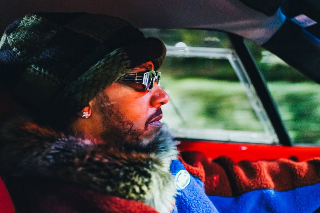 Lewis Hamilton,  ferrari,  f40,  ferrari f40,  nhat ban,  sieu xe,  dot lop,  tokyo,  jdm anh 1