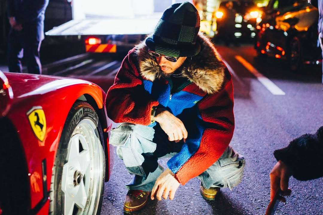 Lewis Hamilton,  ferrari,  f40,  ferrari f40,  nhat ban,  sieu xe,  dot lop,  tokyo,  jdm anh 2