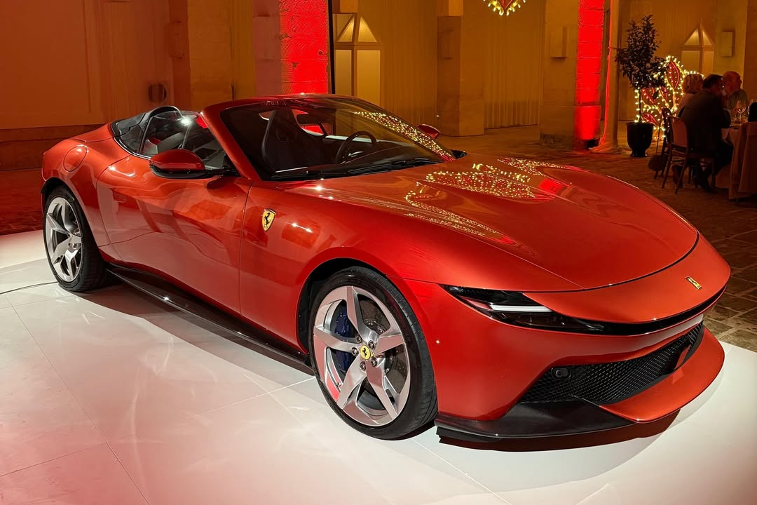 ferrari,  sieu xe,  mau son,  12cilindri,  amalfi,  amalfi spider,  488 pista,  599 gto,  Rosso Corsa,  Rosso Imola,  Rosso Tramonto,  Verde Toscana anh 2