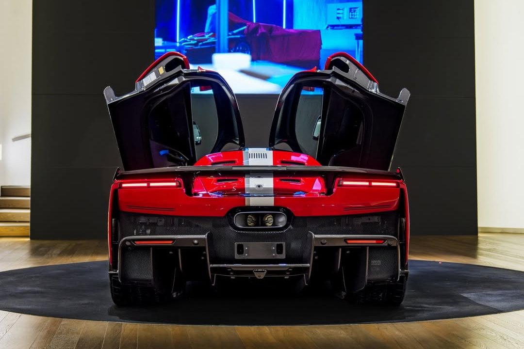 ferrari f80,  ferrari,  f80,  lam chi dinh,  jimmy lin,  sieu xe,  hypercar,  mclaren,  mclaren w1,  dai loan anh 15