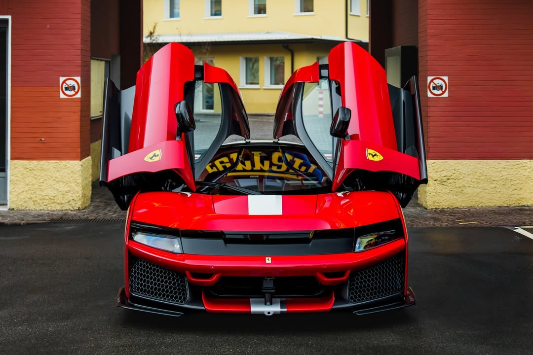 ferrari f80,  ferrari,  f80,  lam chi dinh,  jimmy lin,  sieu xe,  hypercar,  mclaren,  mclaren w1,  dai loan anh 6