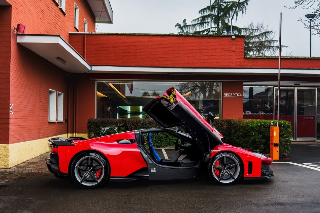 ferrari f80,  ferrari,  f80,  lam chi dinh,  jimmy lin,  sieu xe,  hypercar,  mclaren,  mclaren w1,  dai loan anh 7