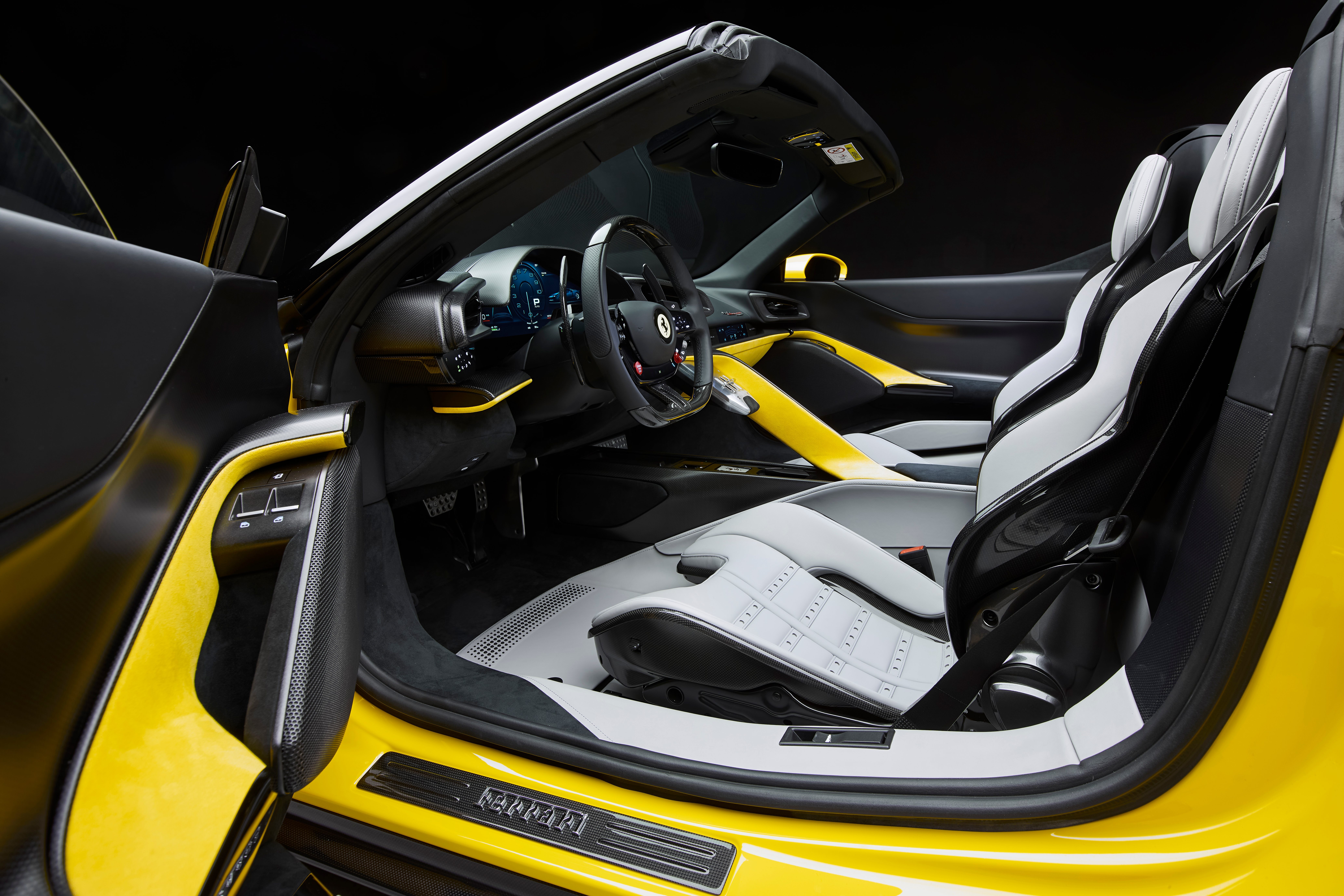 Ferrari 849 Testarossa Spider,  Ferrari,  849 Testarossa Spider,  Ferrari 849,  Testarossa Spider,  sieu xe,  Testarossa,  mui tran anh 9