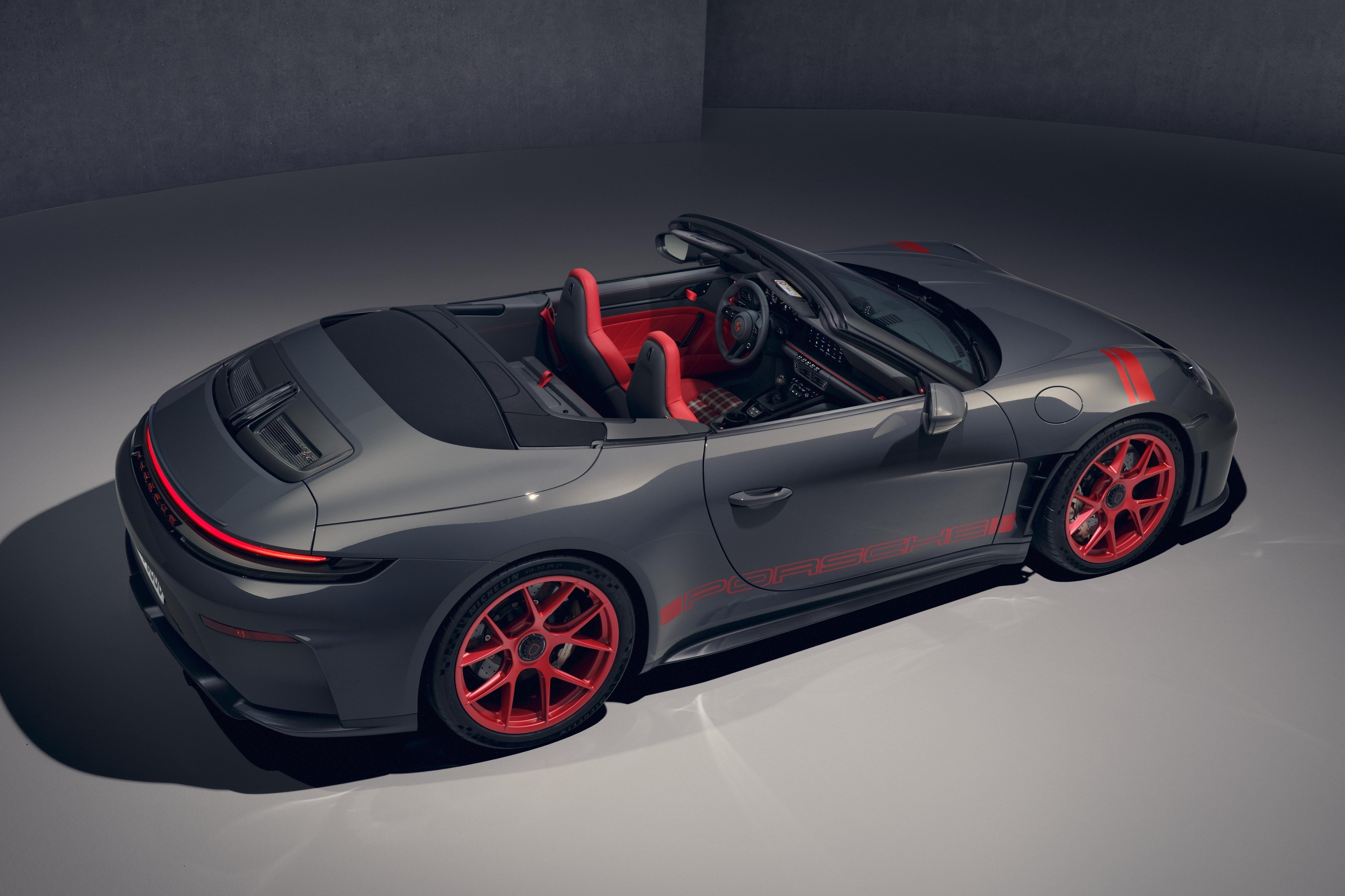 porsche,  911,  911 gt3,  porsche 911 gt3,  porsche 911 gt3 s/c,  911 gt3 s/c,  gt3 s/c,  porsche design,  dong ho,  street style,  street style package anh 3