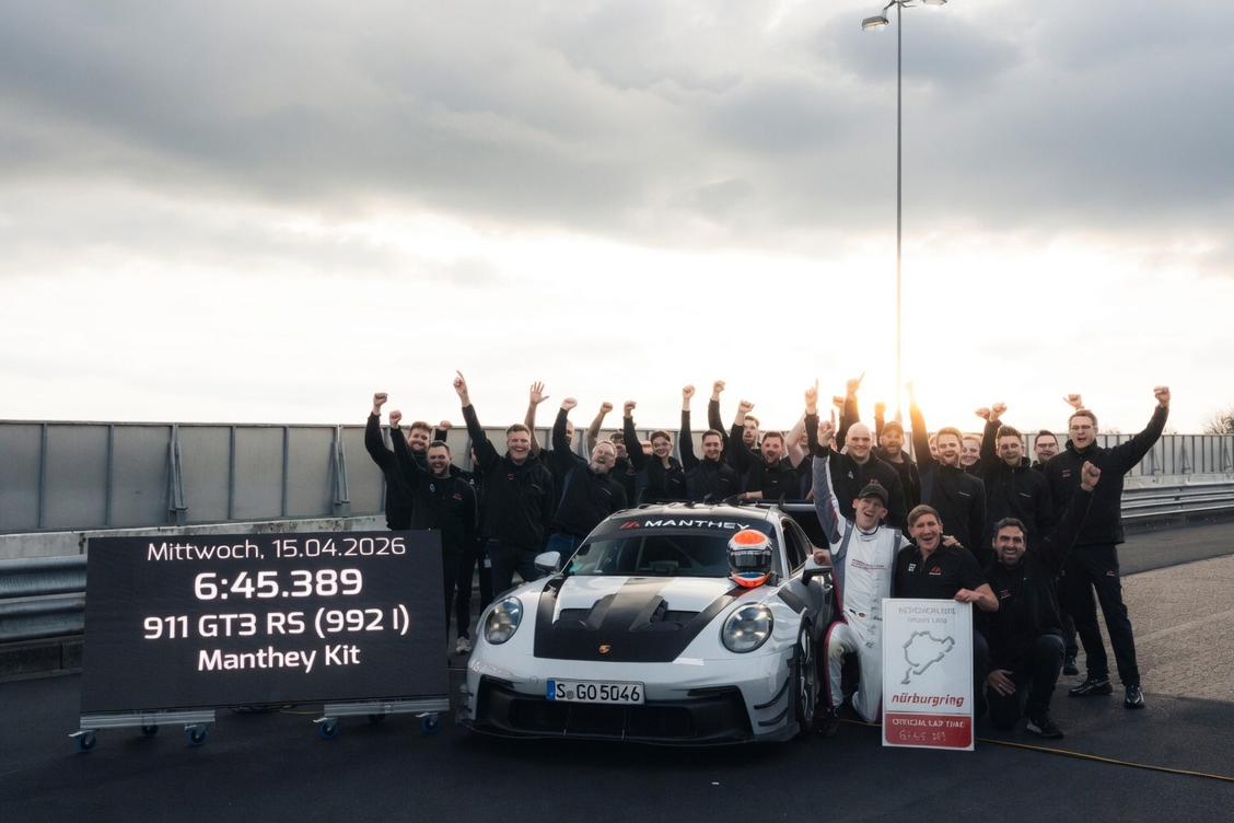 porsche,  911,  911 gt3,  911 gt3 rs,  manthey,  duc,  nurburgring,  ford,  mustang,  mustang gtd anh 3