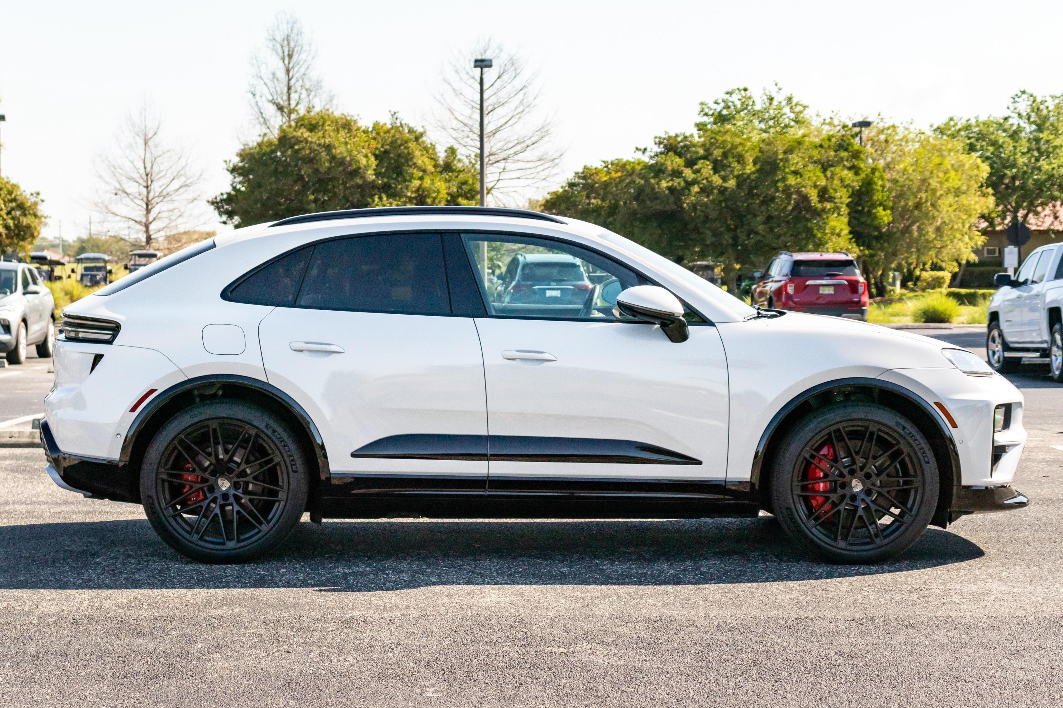 porsche,  macan,  macan electric,  xe dien,  thuan dien,  suv,  macan turbo electric,  porsche macan turbo electric,  dau gia anh 10