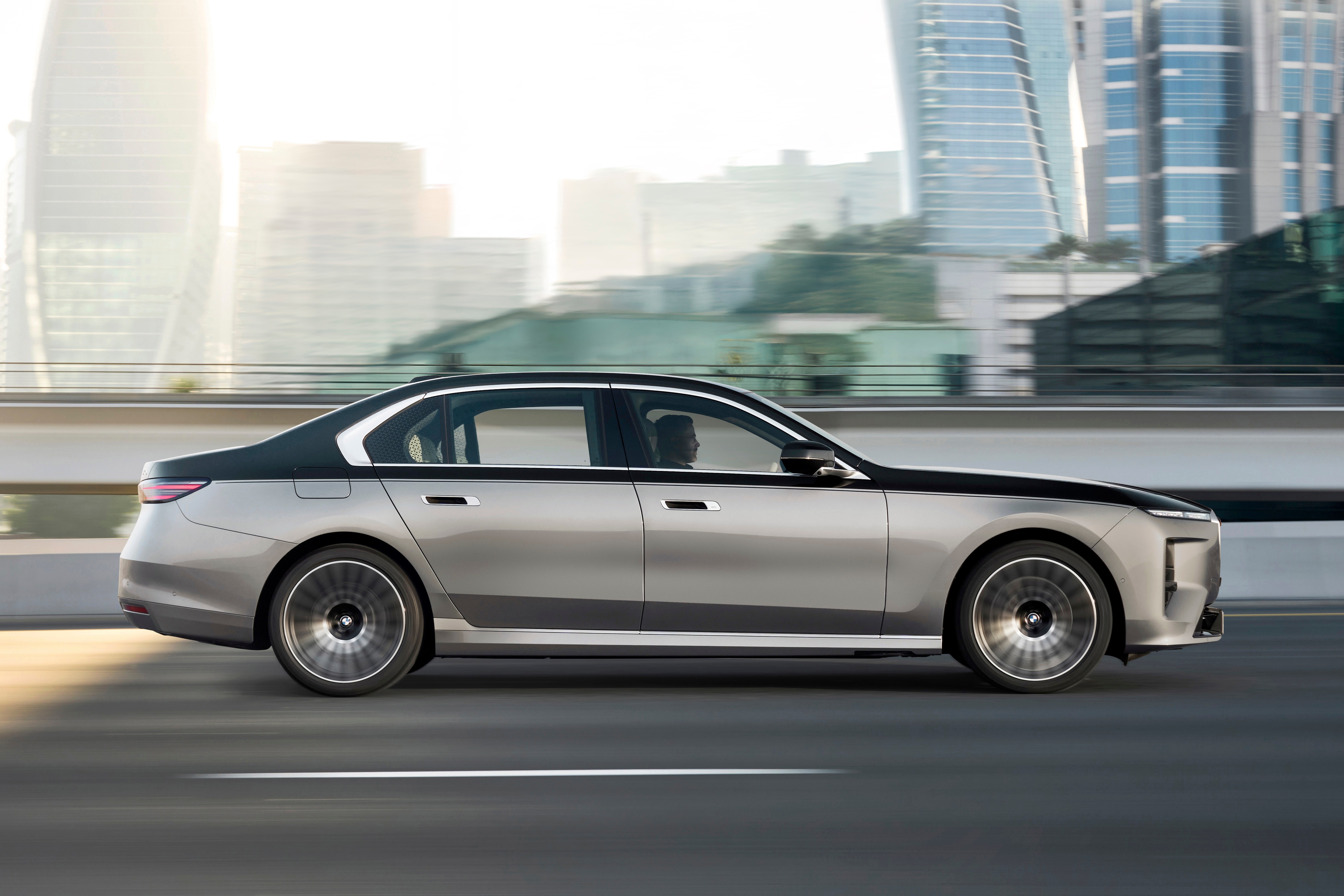 bmw,  7 series,  bmw 7 series,  mercedes,  mercedes-benz,  s-class,  sedan,  cao cap,  hang sang,  facelift,  lci anh 16