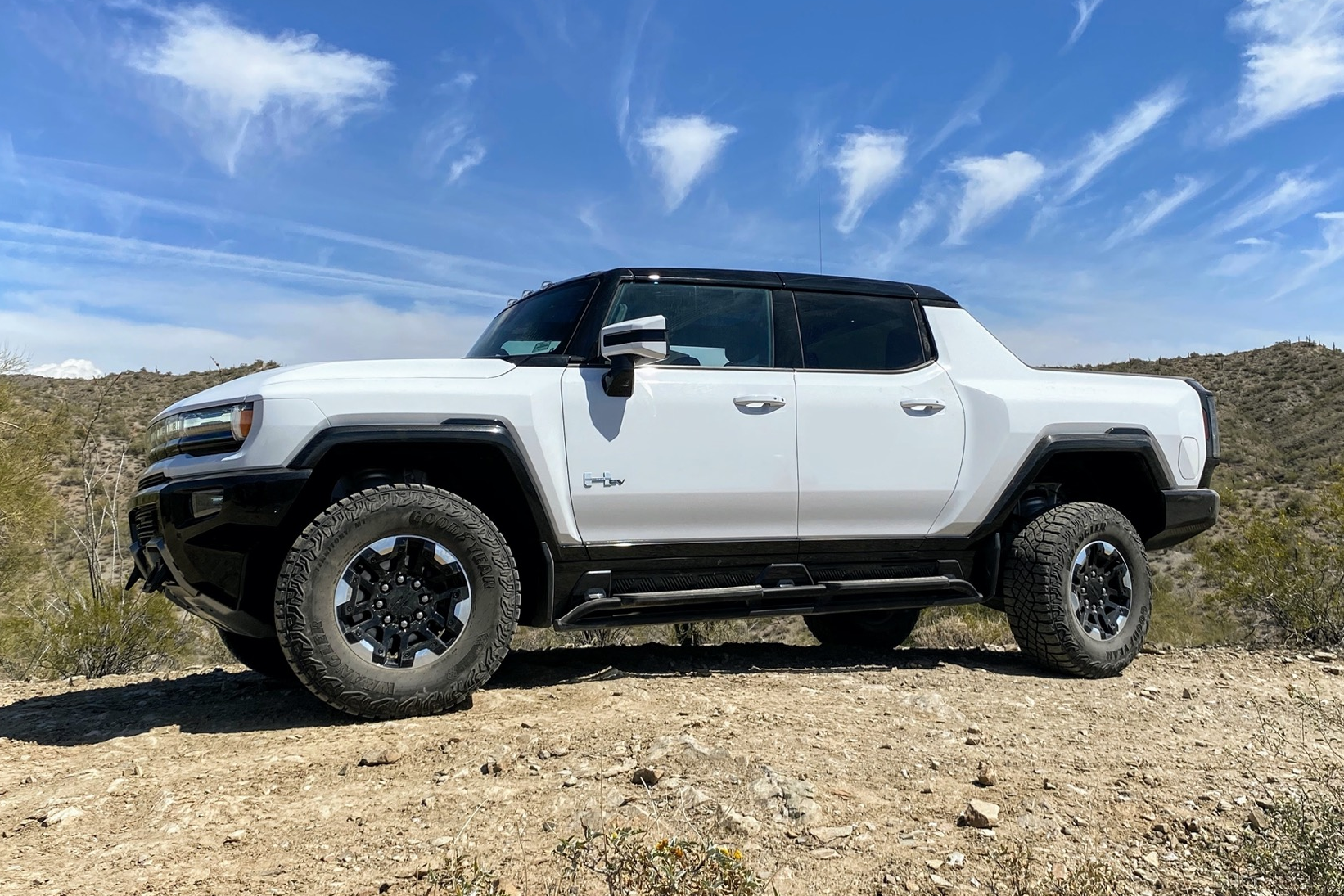 xe dien,  gm,  General Motors,  ev,  phev,  erev,  hybrid,  ban tai,  gmc,  Chevrolet,  Cadillac anh 2