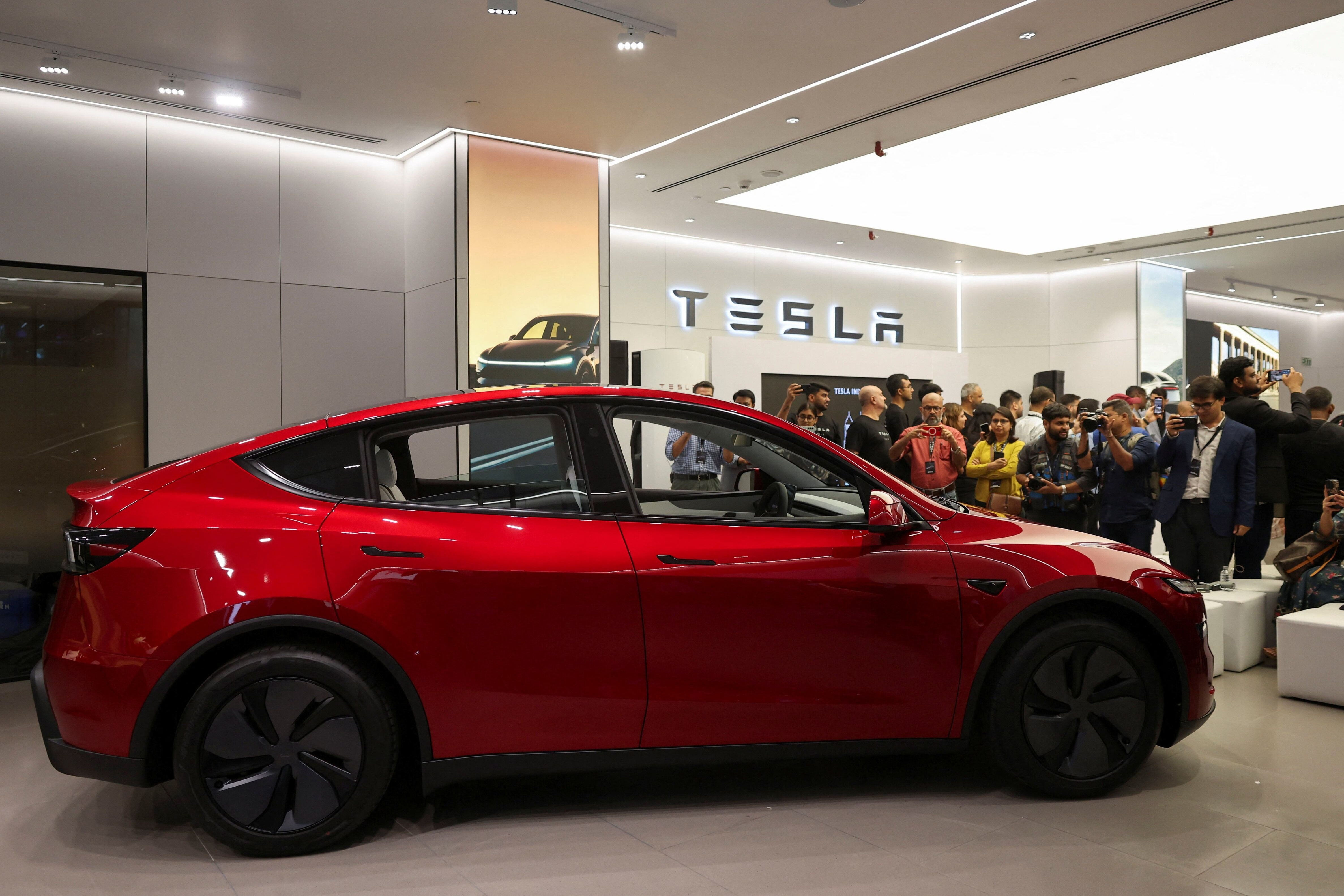 tesla,  an do,  model y,  model y l,  tesla model y,  tesla model y l,  ev,  trung quoc,  Australia,  New Zealand,  Nhat Ban,  Han Quoc,  Singapore,  Thai Lan,  Malaysia anh 3