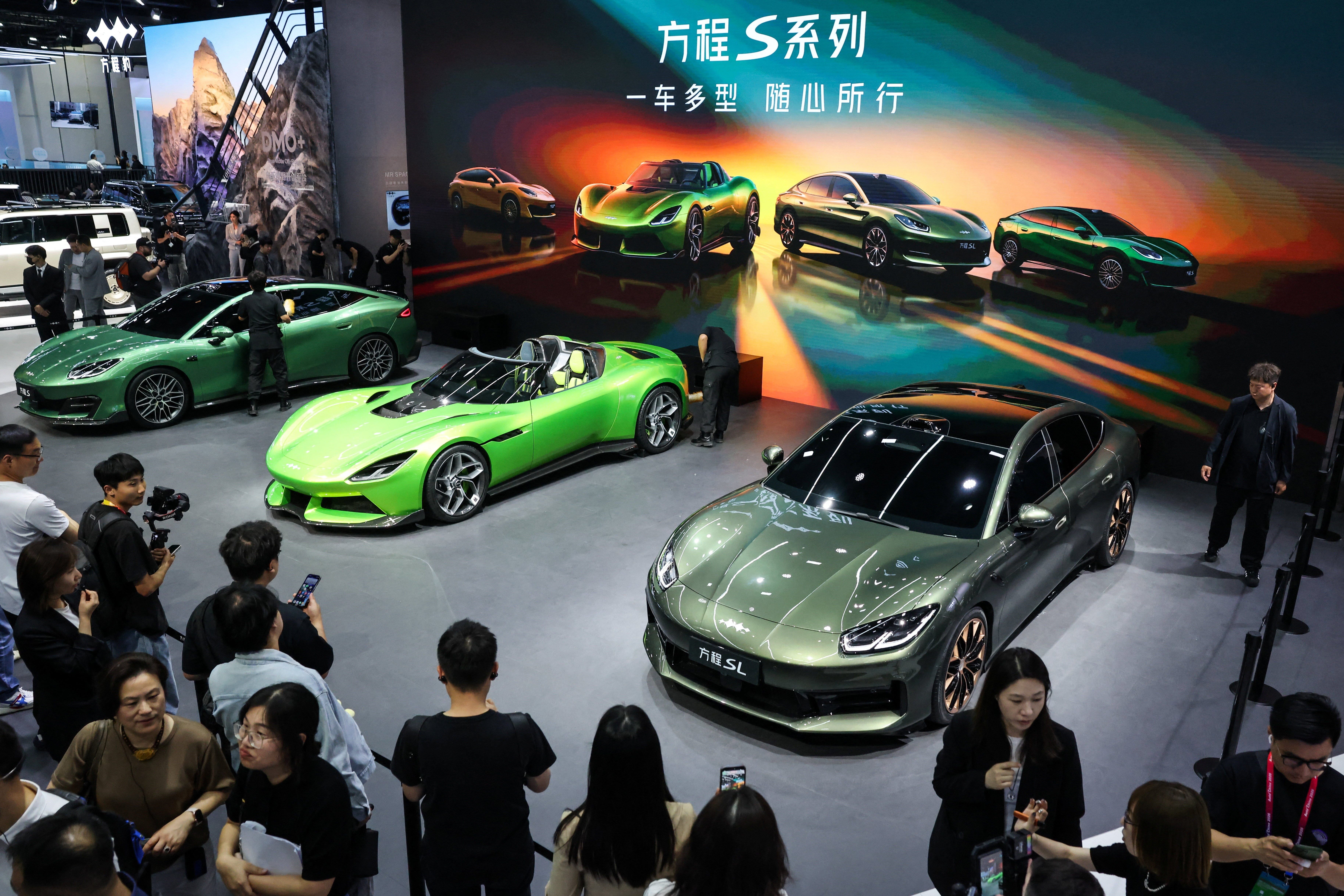 Thay gi qua tham vong toan cau cua cac hang xe Trung Quoc? hinh anh