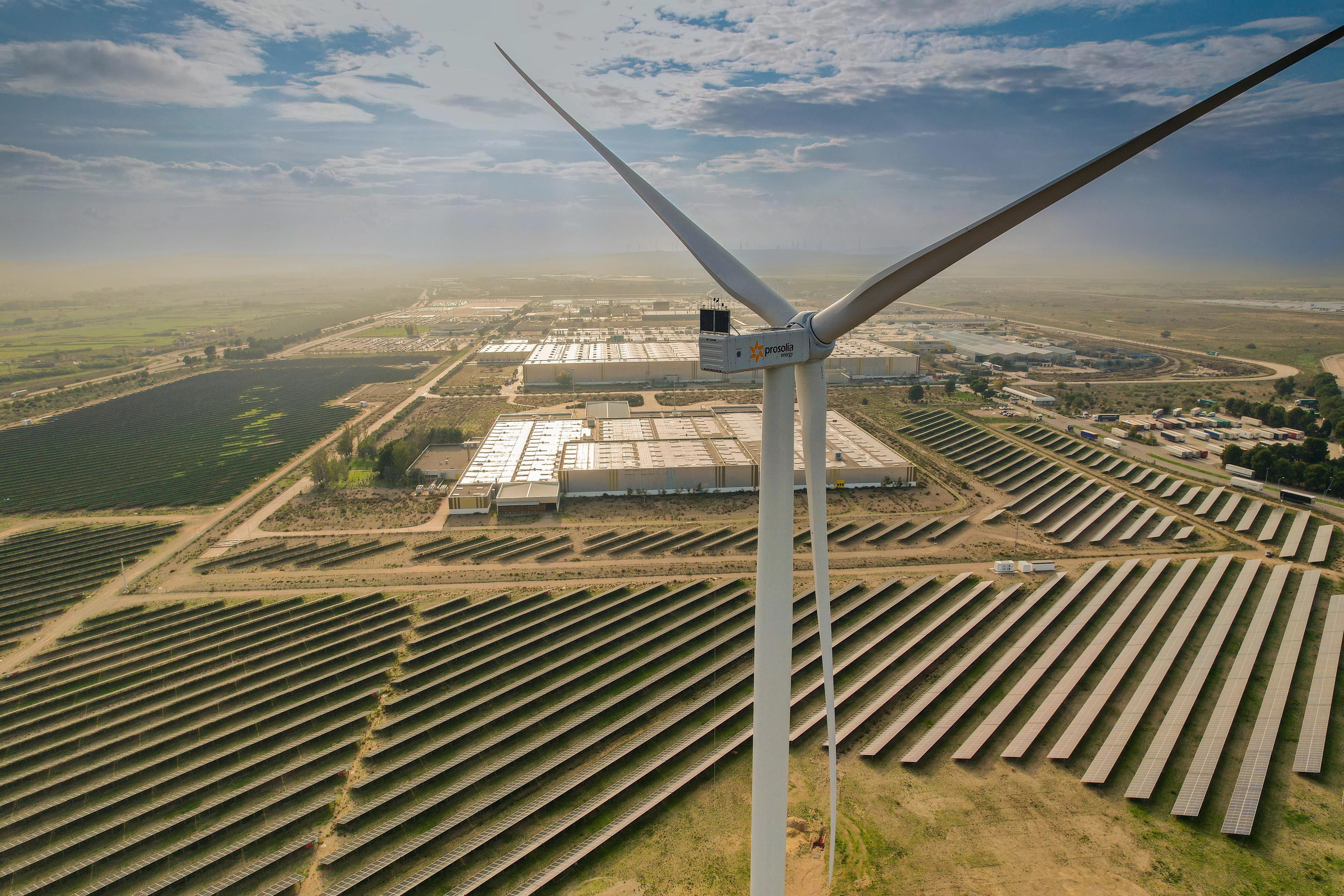 MG,  Tay Ban Nha,  Hungary,  chau au,  trung quoc,  saic,  saic motor,  xe dien,  ev anh 2