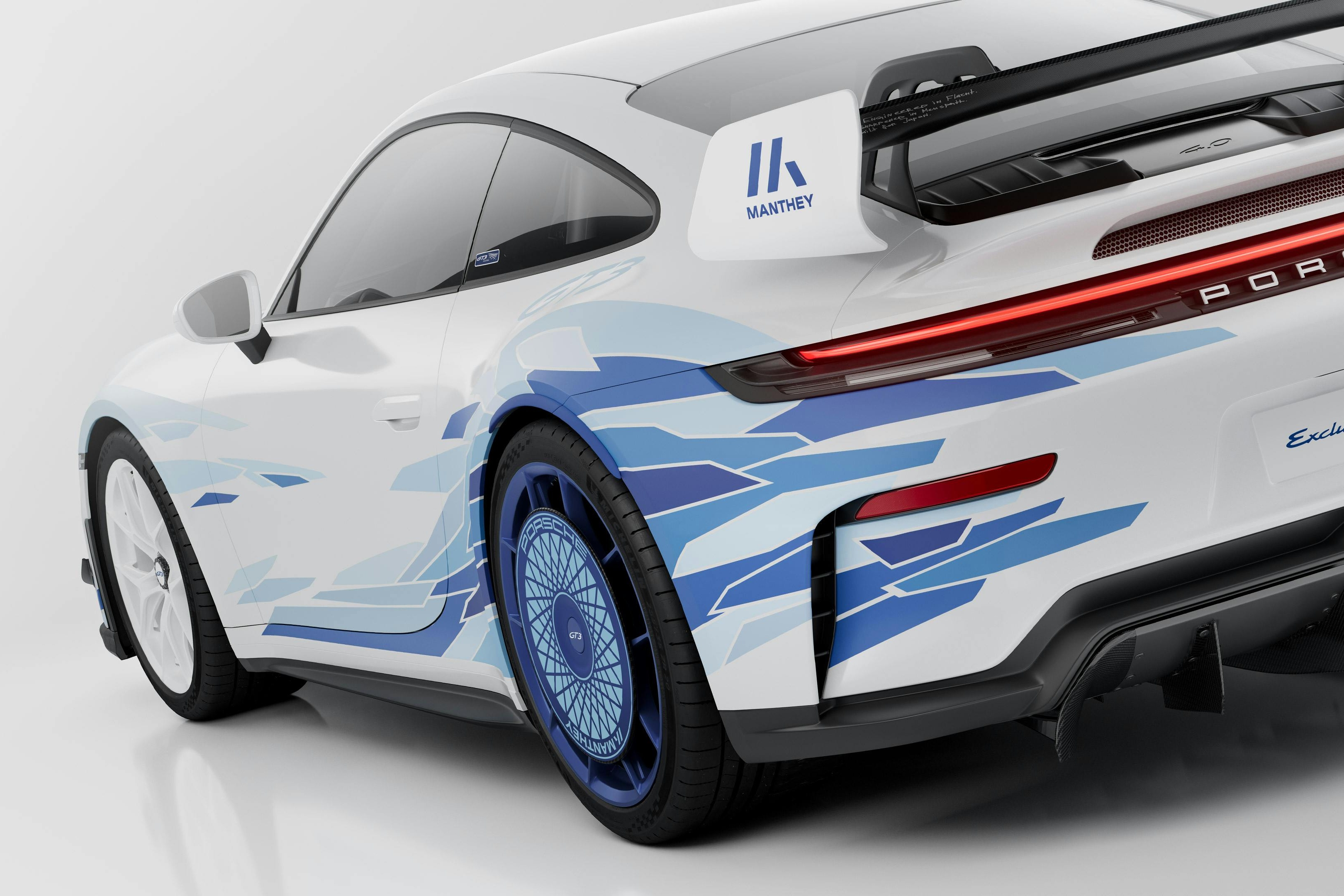 porsche,  Porsche 911 GT3,  Artisan Edition,  porsche 911,  911 gt3,  nhat ban,  duc,  nghe nhan,  Edo Kiriko anh 3