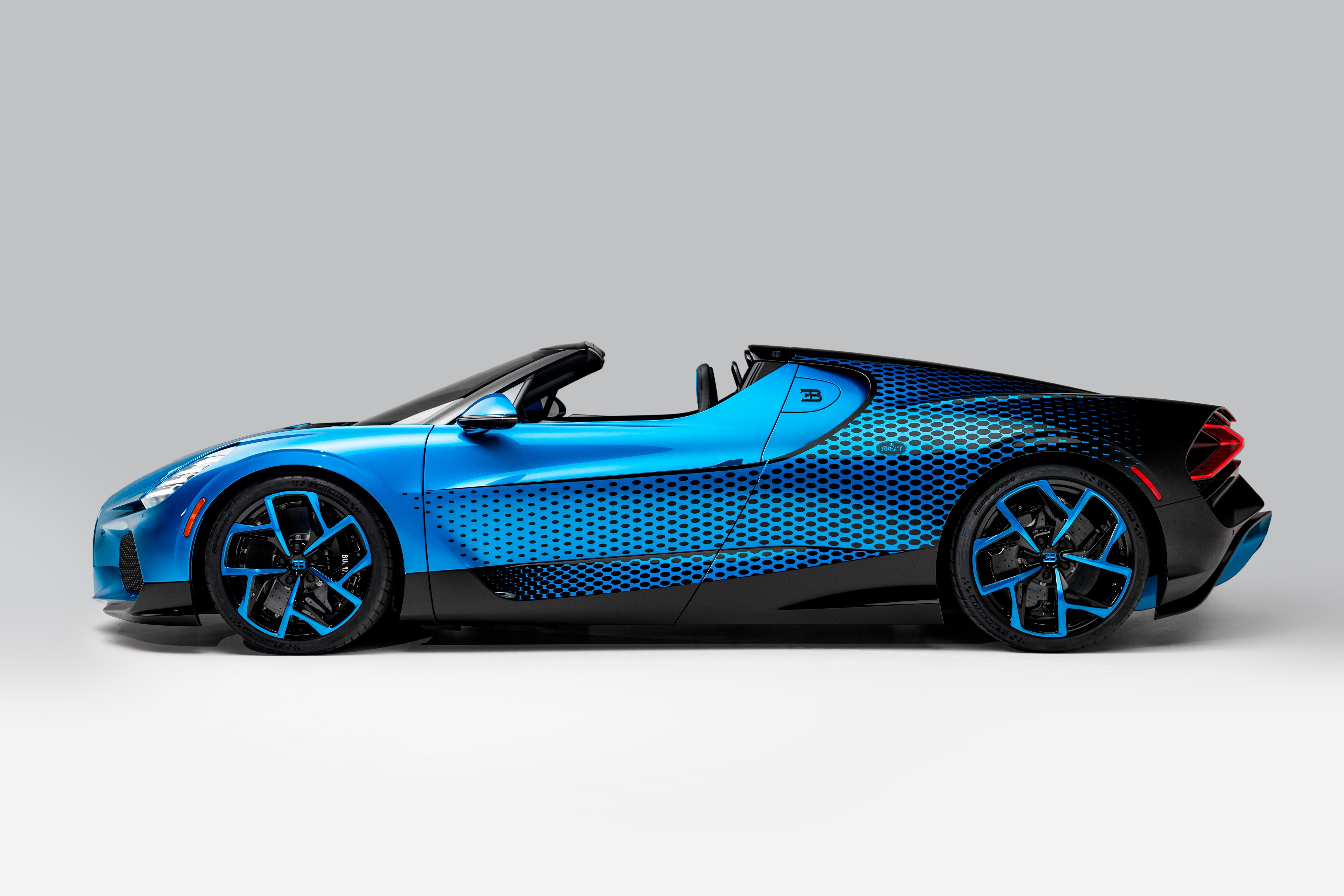 bugatti,  w16,  mistral,  bugatti w16 mistral,  sieu xe,  hypercar,  my,  nevada,  fly bug anh 2