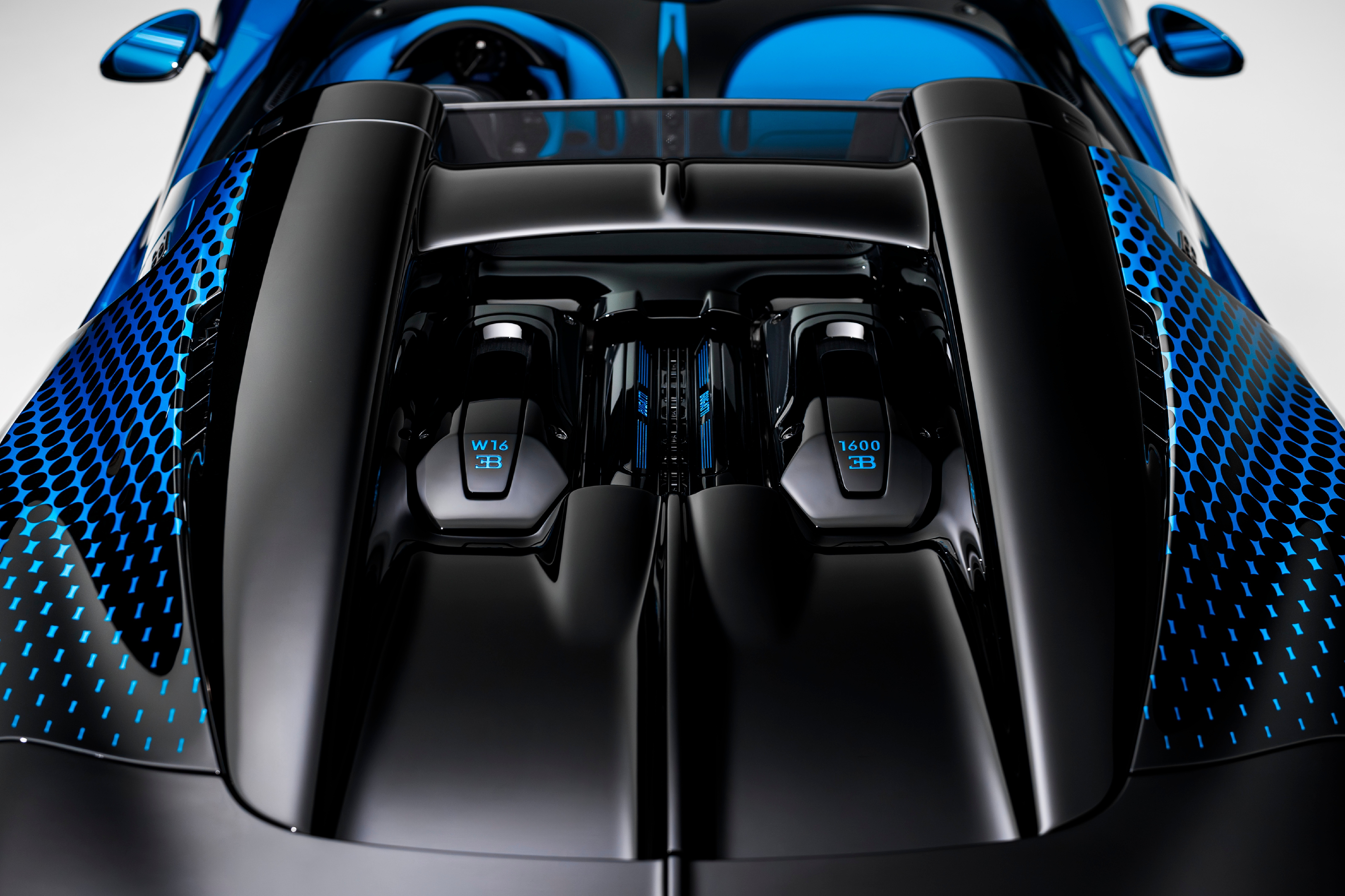 bugatti,  w16,  mistral,  bugatti w16 mistral,  sieu xe,  hypercar,  my,  nevada,  fly bug anh 8