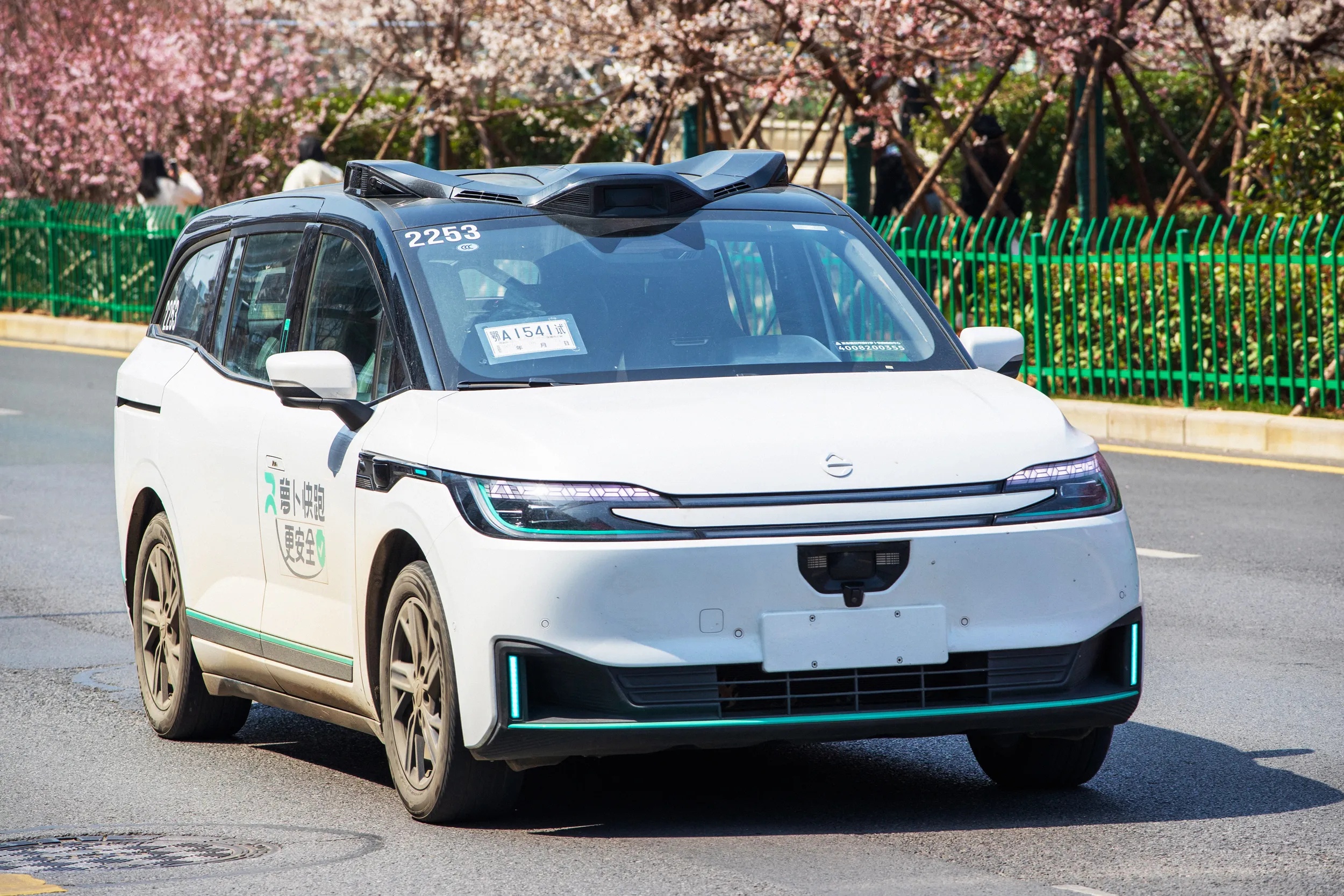 trung quoc,  robotaxi,  tu lai,  baidu,  waymo,  chau au,  trung dong,  taxi tu lai,  taxi anh 3